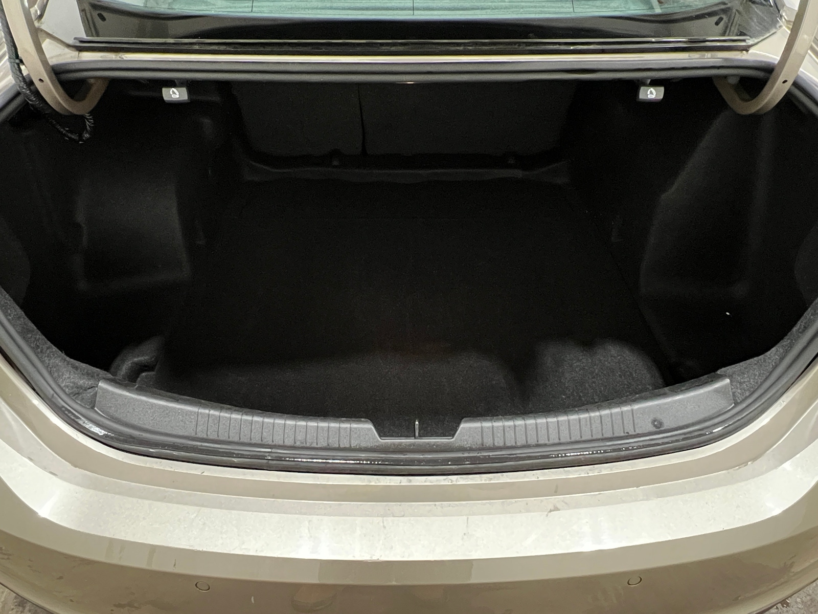 Thumbnail: 2024 Chevrolet Malibu - 7