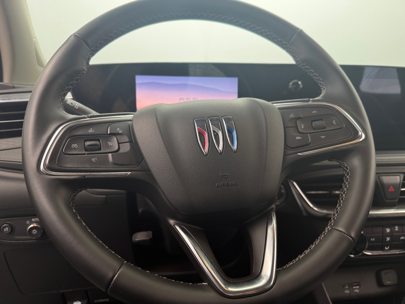 Thumbnail: 2025 Buick Encore GX - 4