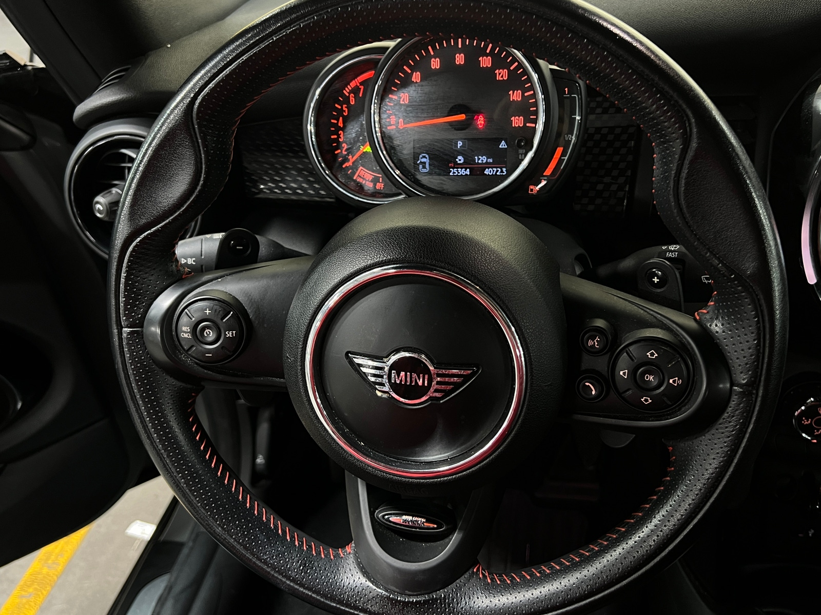 Thumbnail: 2019 MINI Cooper Convertible - 4