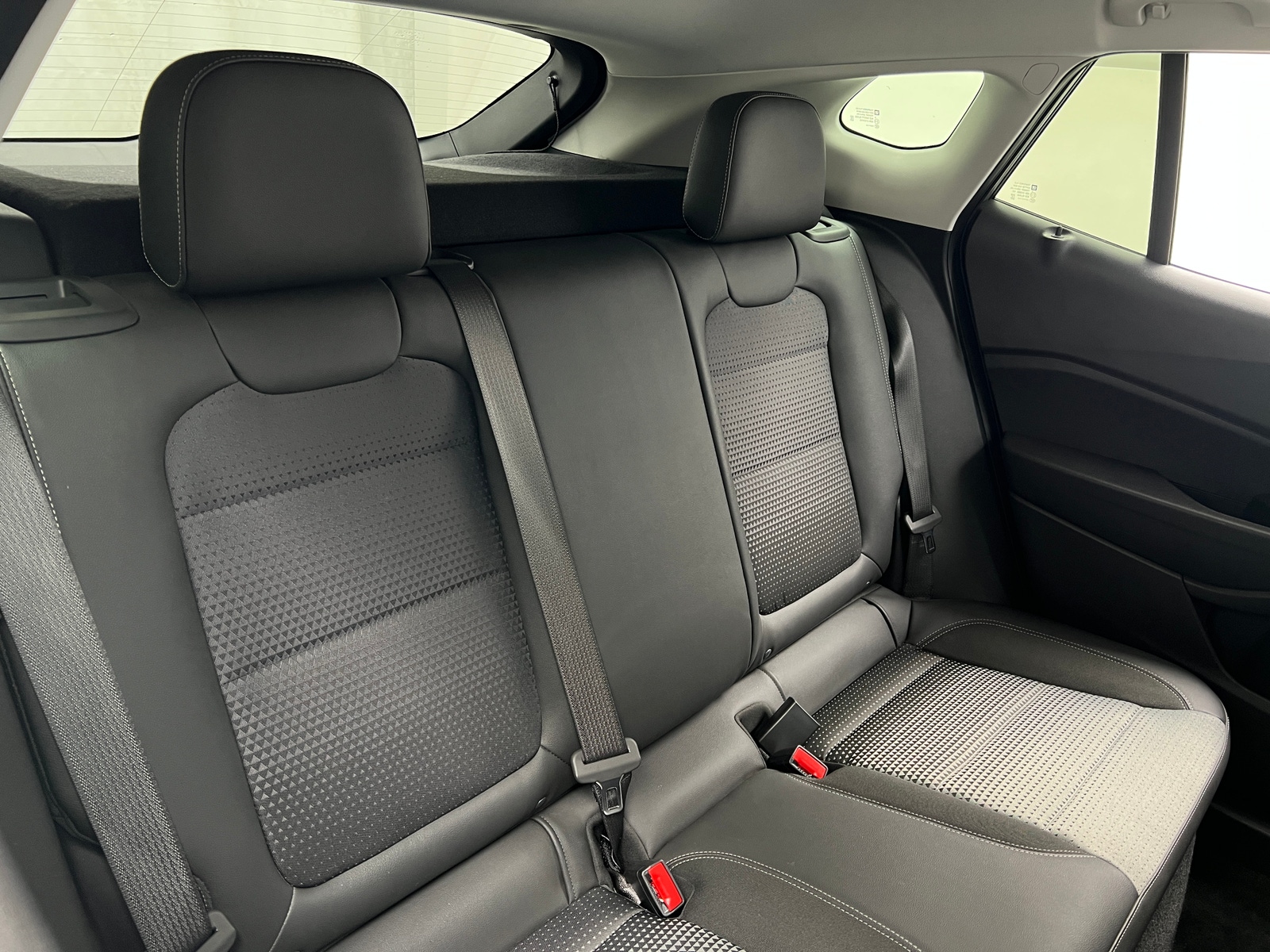 Thumbnail: 2025 Chevrolet Trax - 6