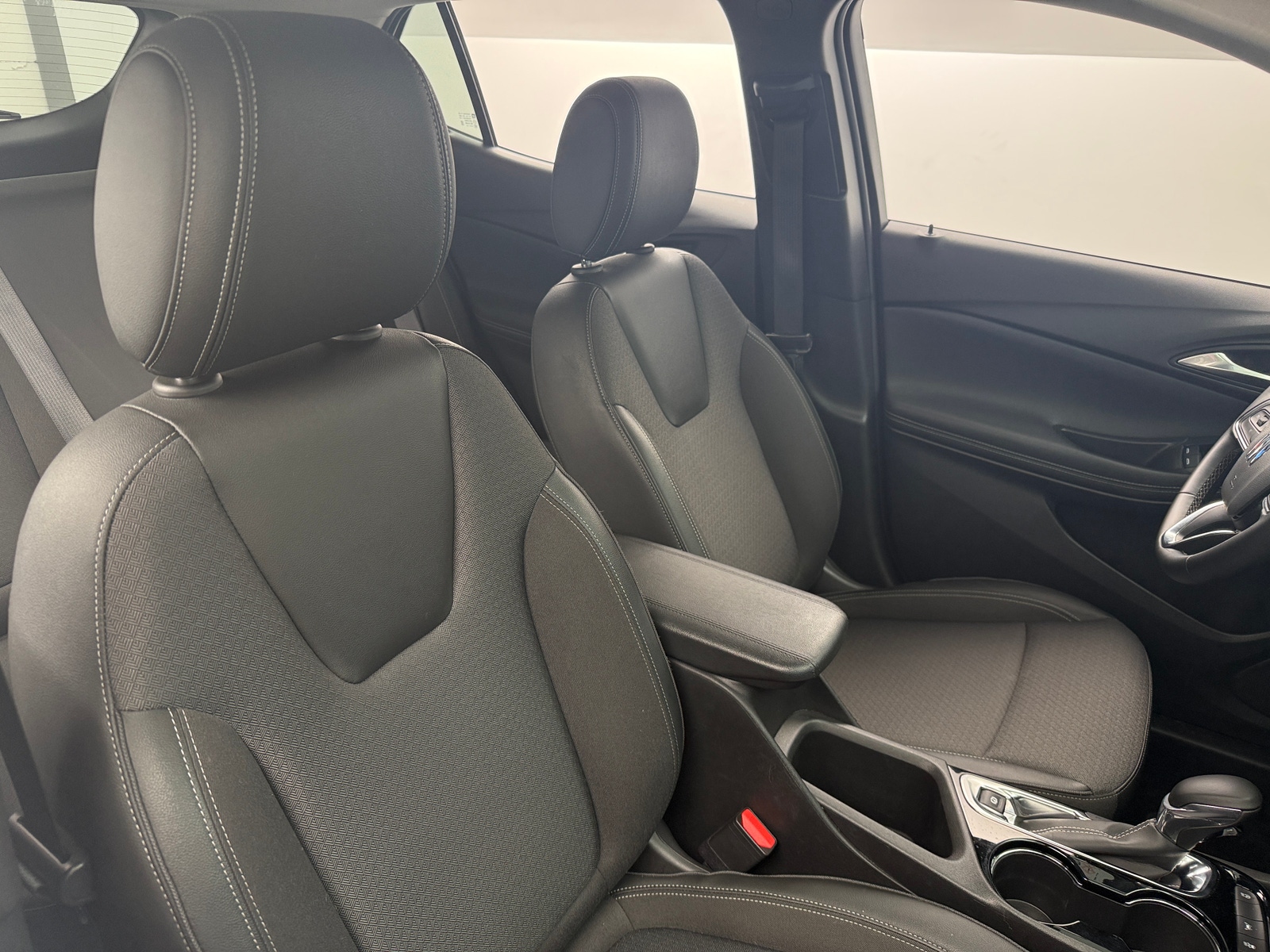 Thumbnail: 2025 Buick Encore GX - 2