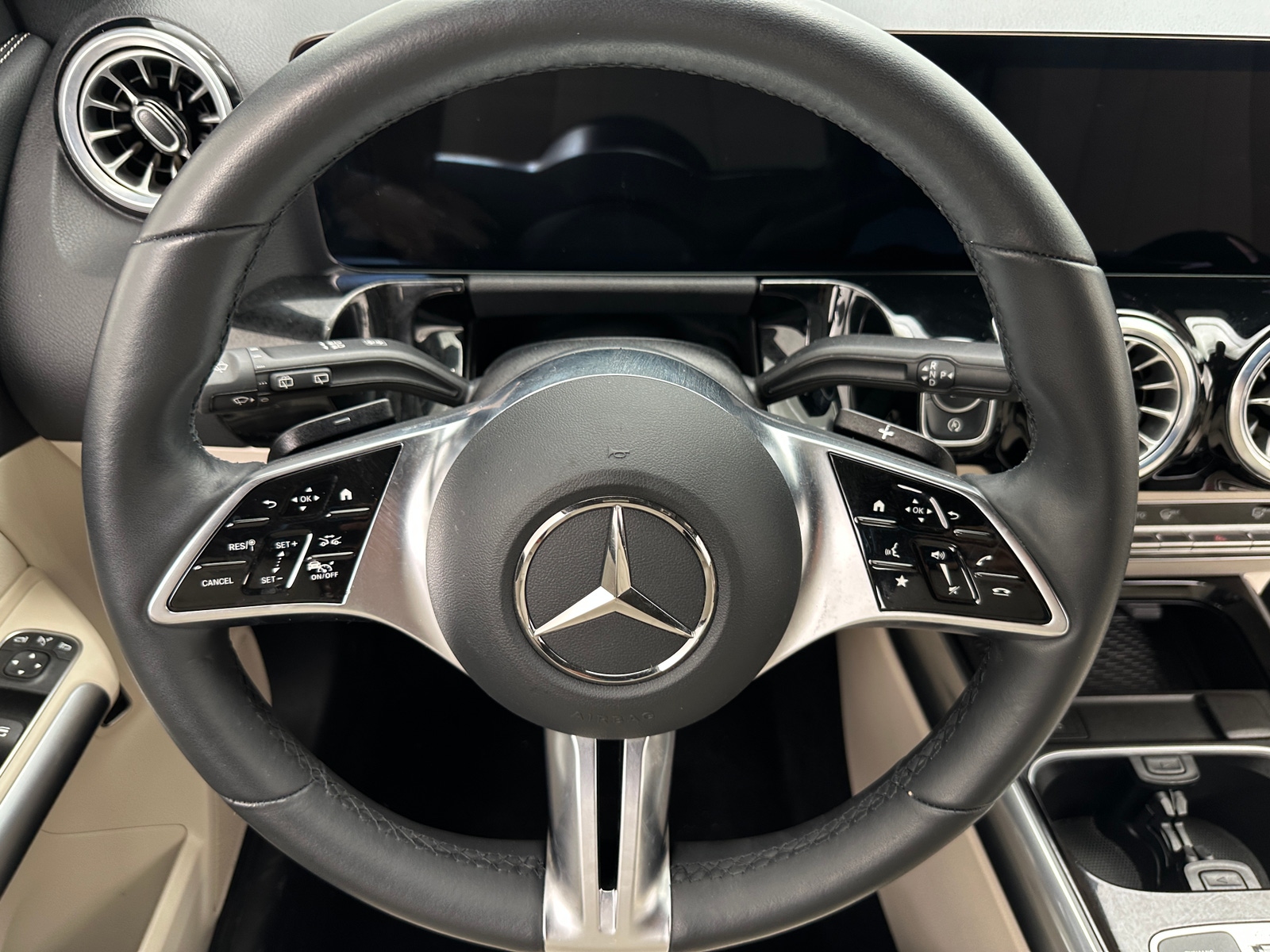 Thumbnail: 2025 Mercedes-Benz GLA - 4