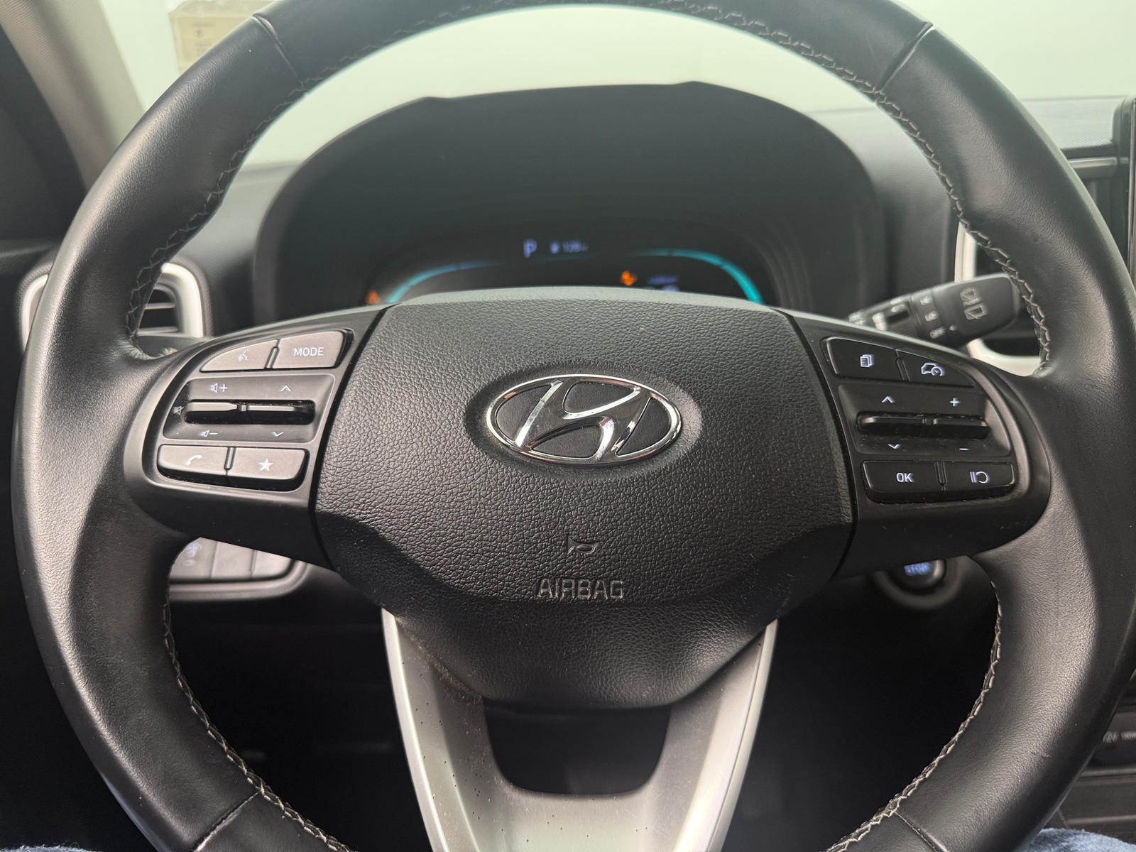 Thumbnail: 2024 Hyundai Venue - 5