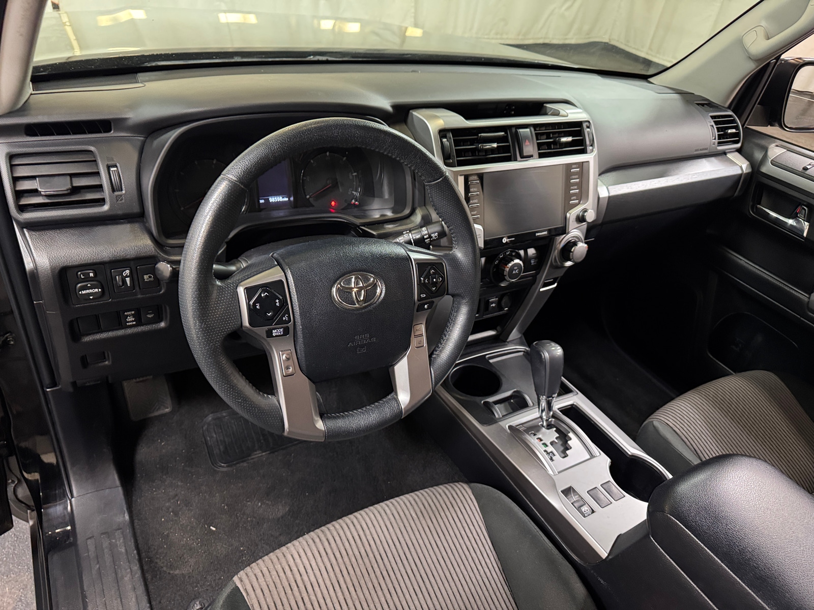 Thumbnail: 2022 Toyota 4Runner - 3