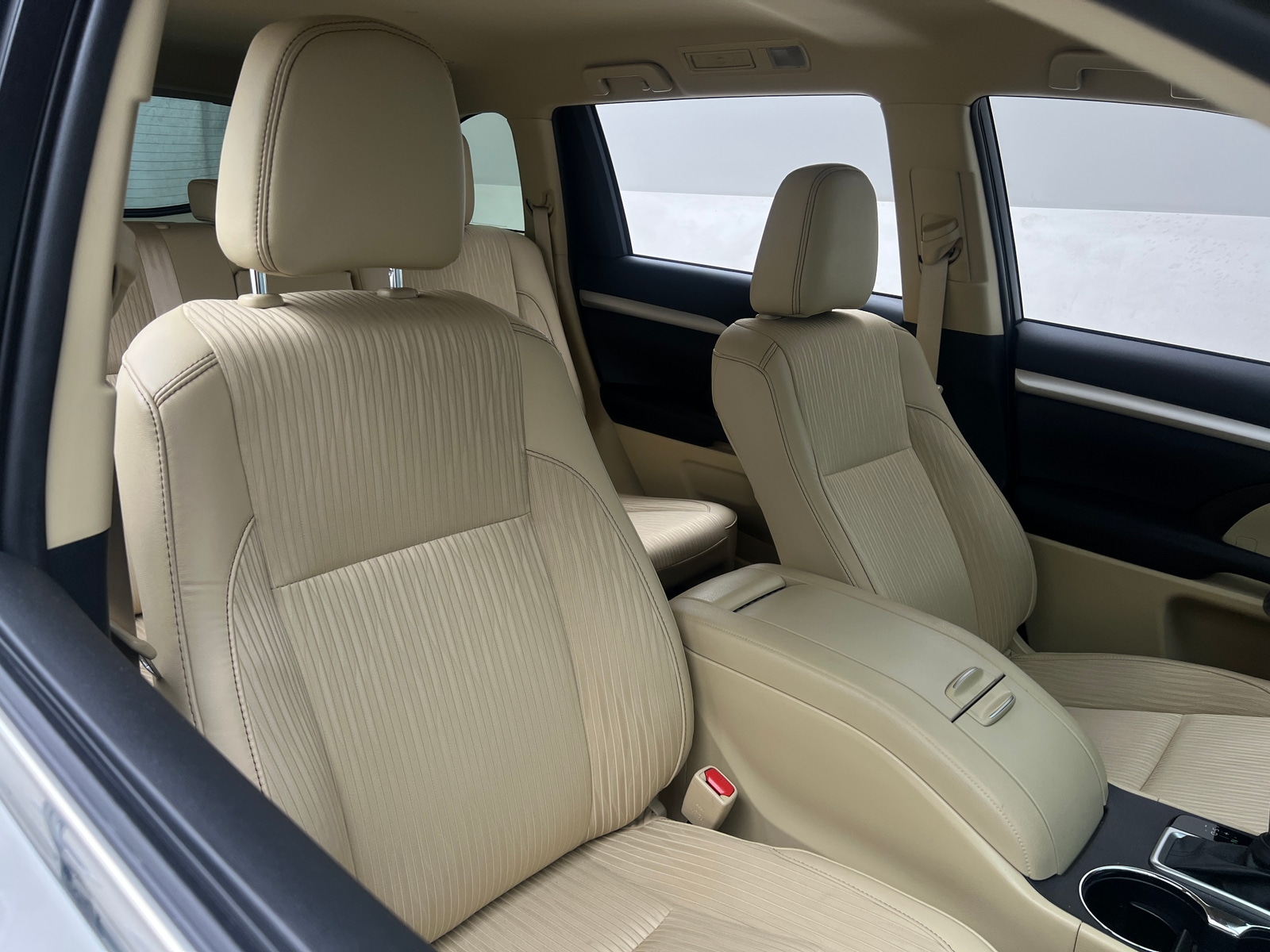 Thumbnail: 2019 Toyota Highlander - 2