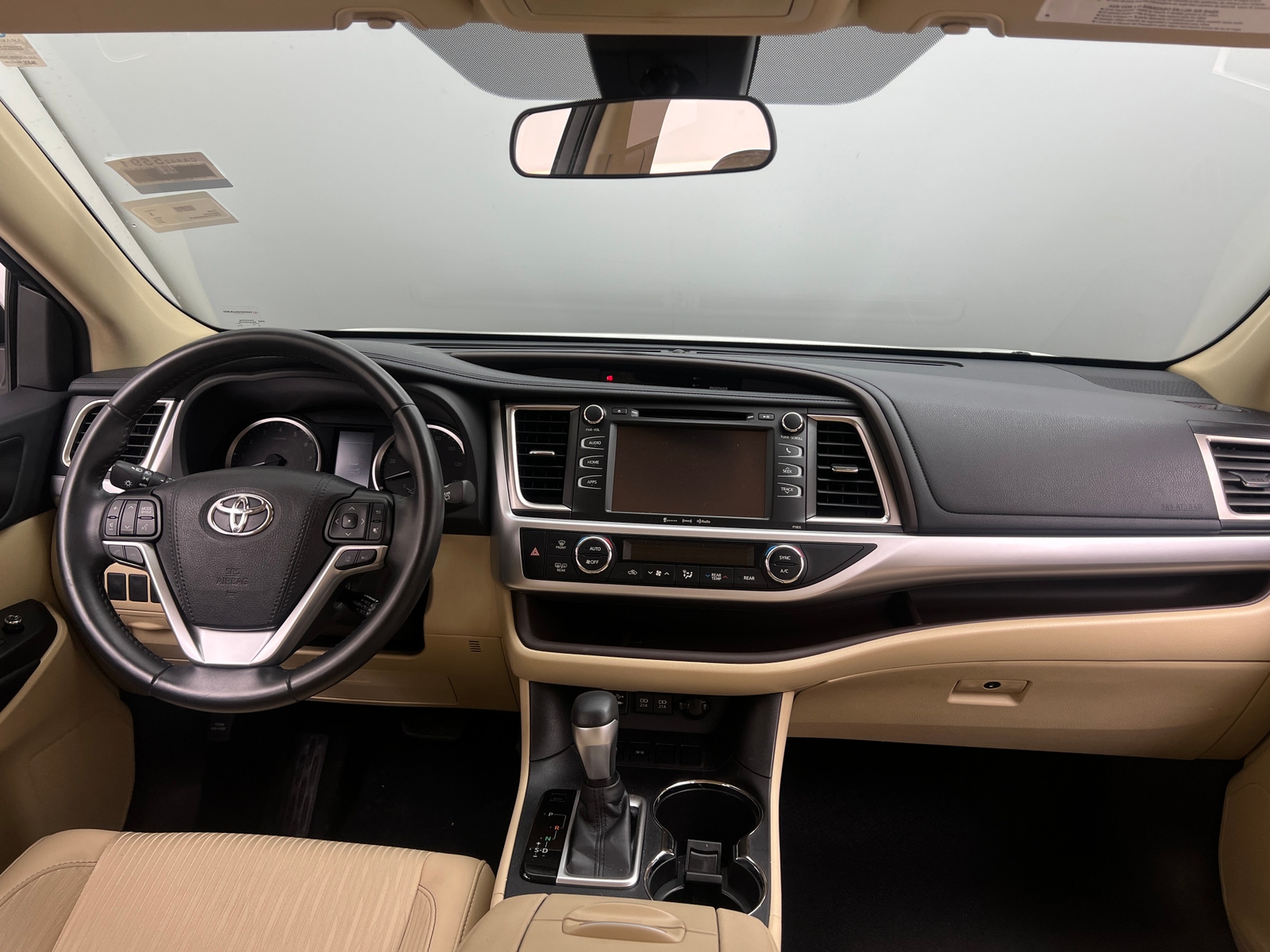 Thumbnail: 2019 Toyota Highlander - 3