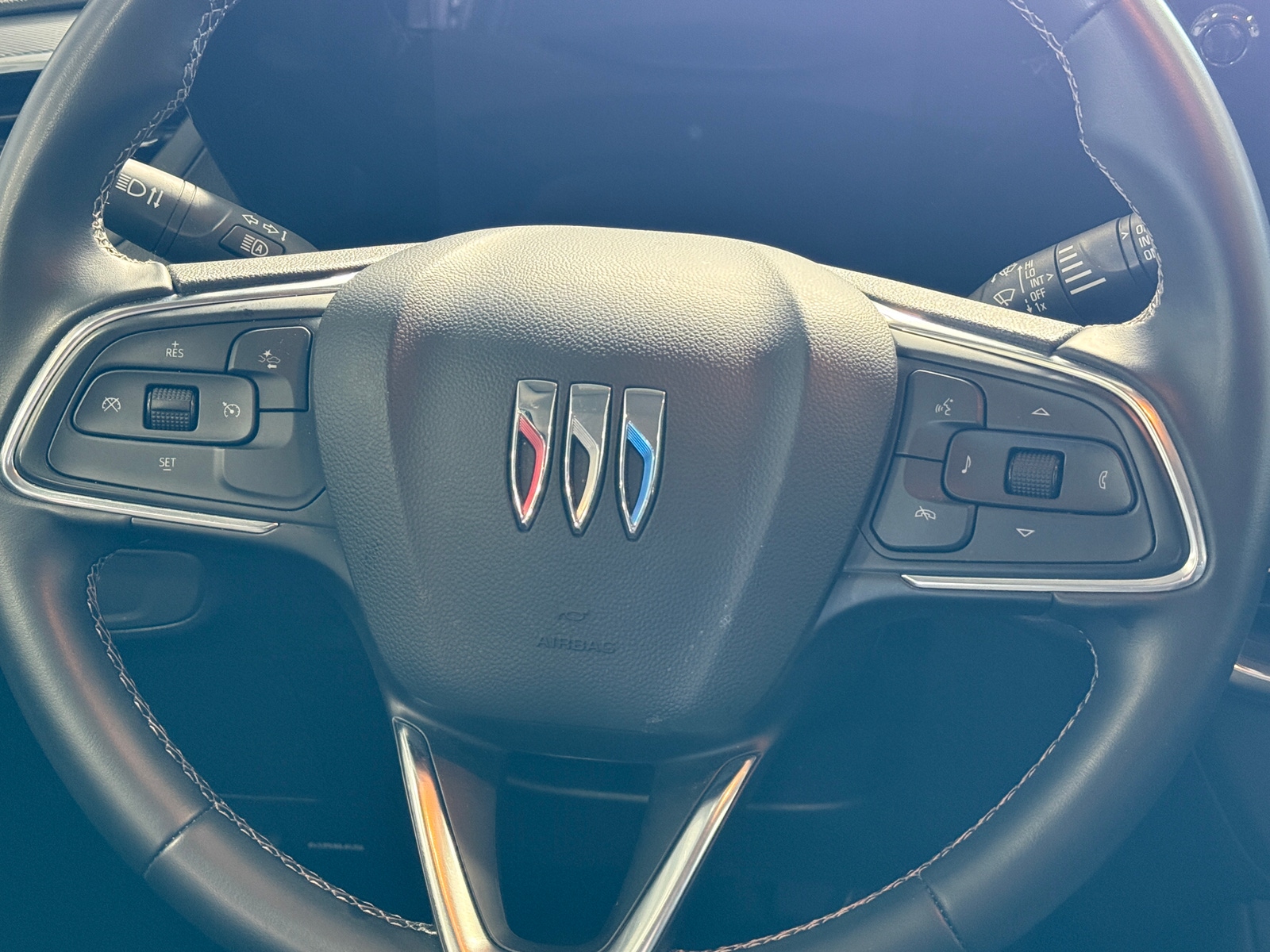 Thumbnail: 2025 Buick Encore GX - 5