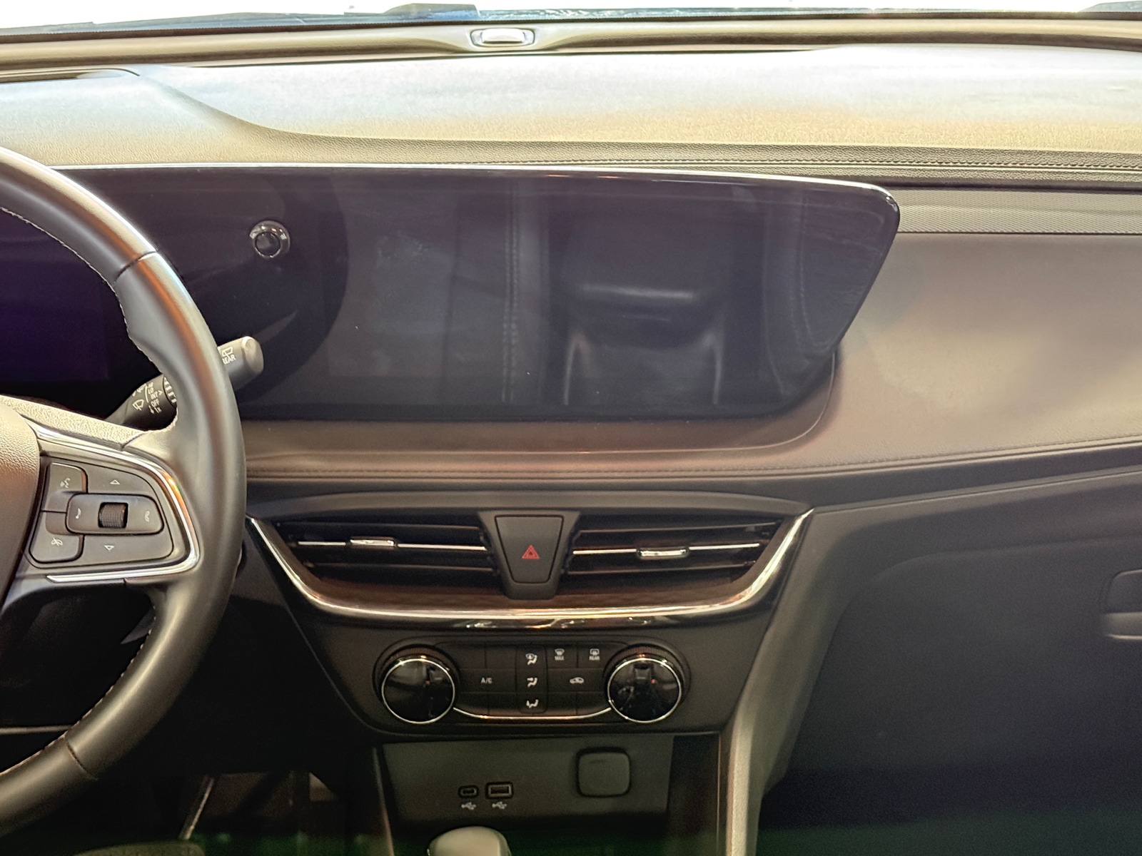 Thumbnail: 2025 Buick Encore GX - 4