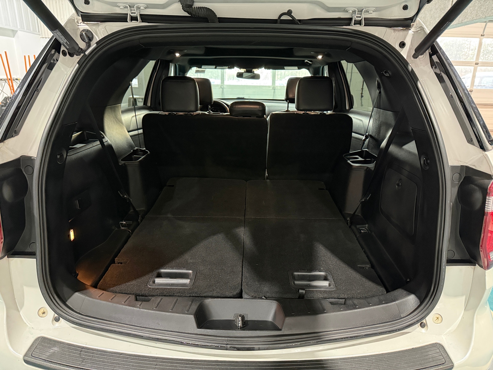 Thumbnail: 2019 Ford Explorer - 6