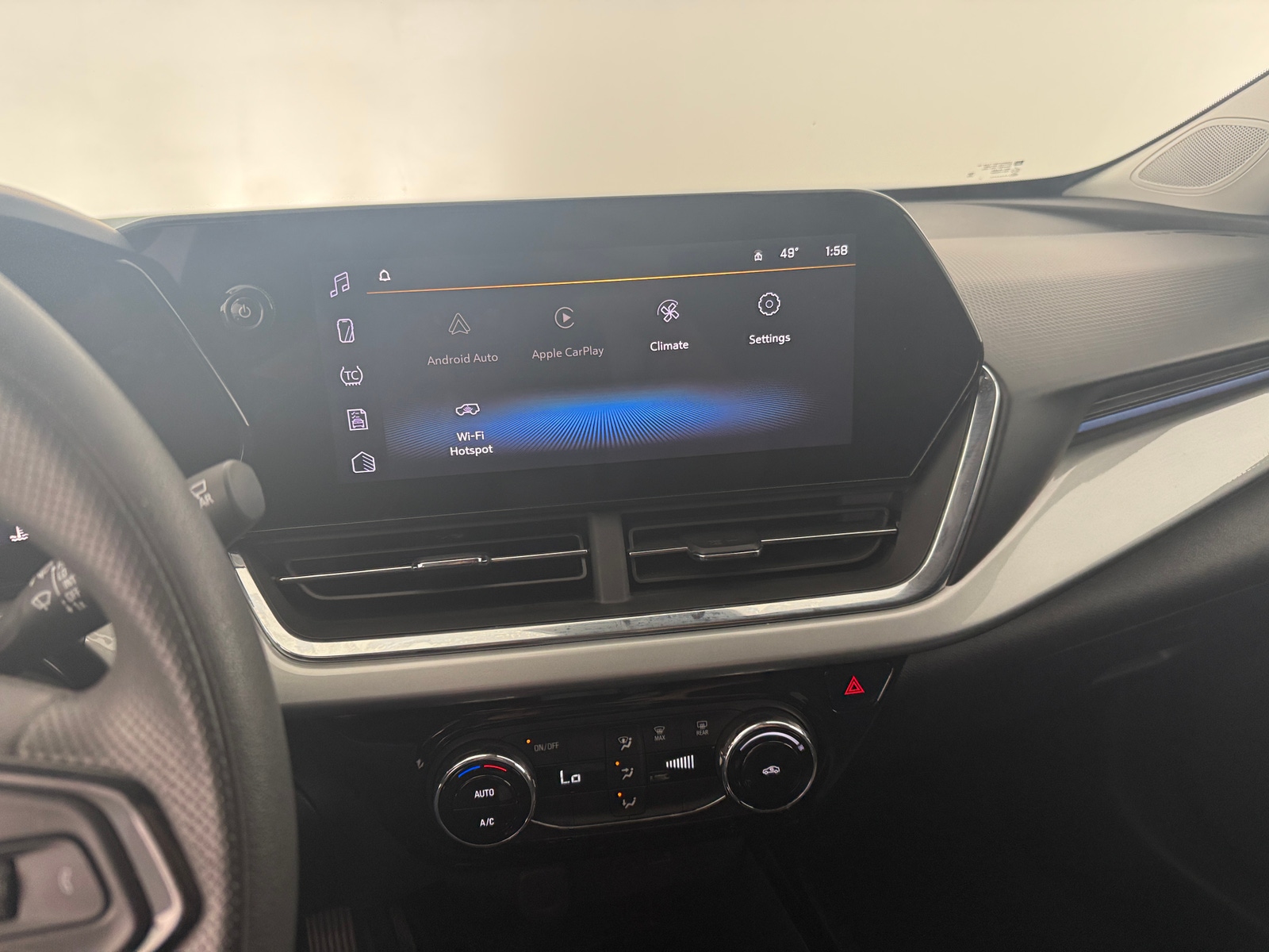 Thumbnail: 2025 Chevrolet Trax - 4