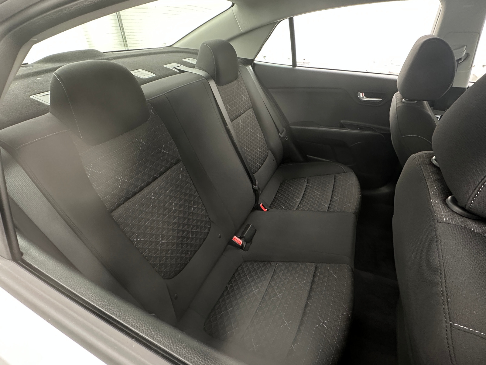 Thumbnail: 2023 Kia Rio - 6