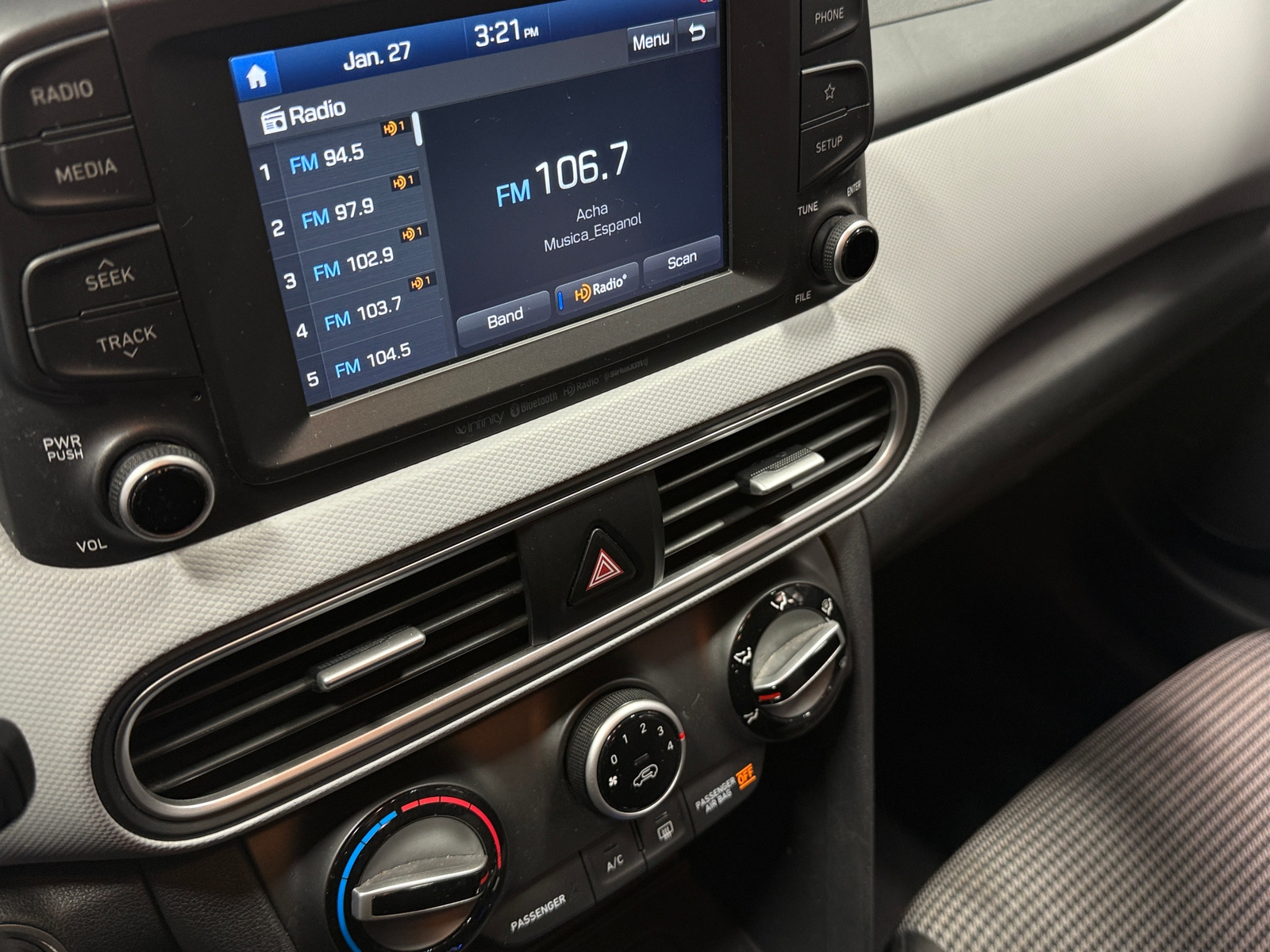 Thumbnail: 2020 Hyundai Kona - 4