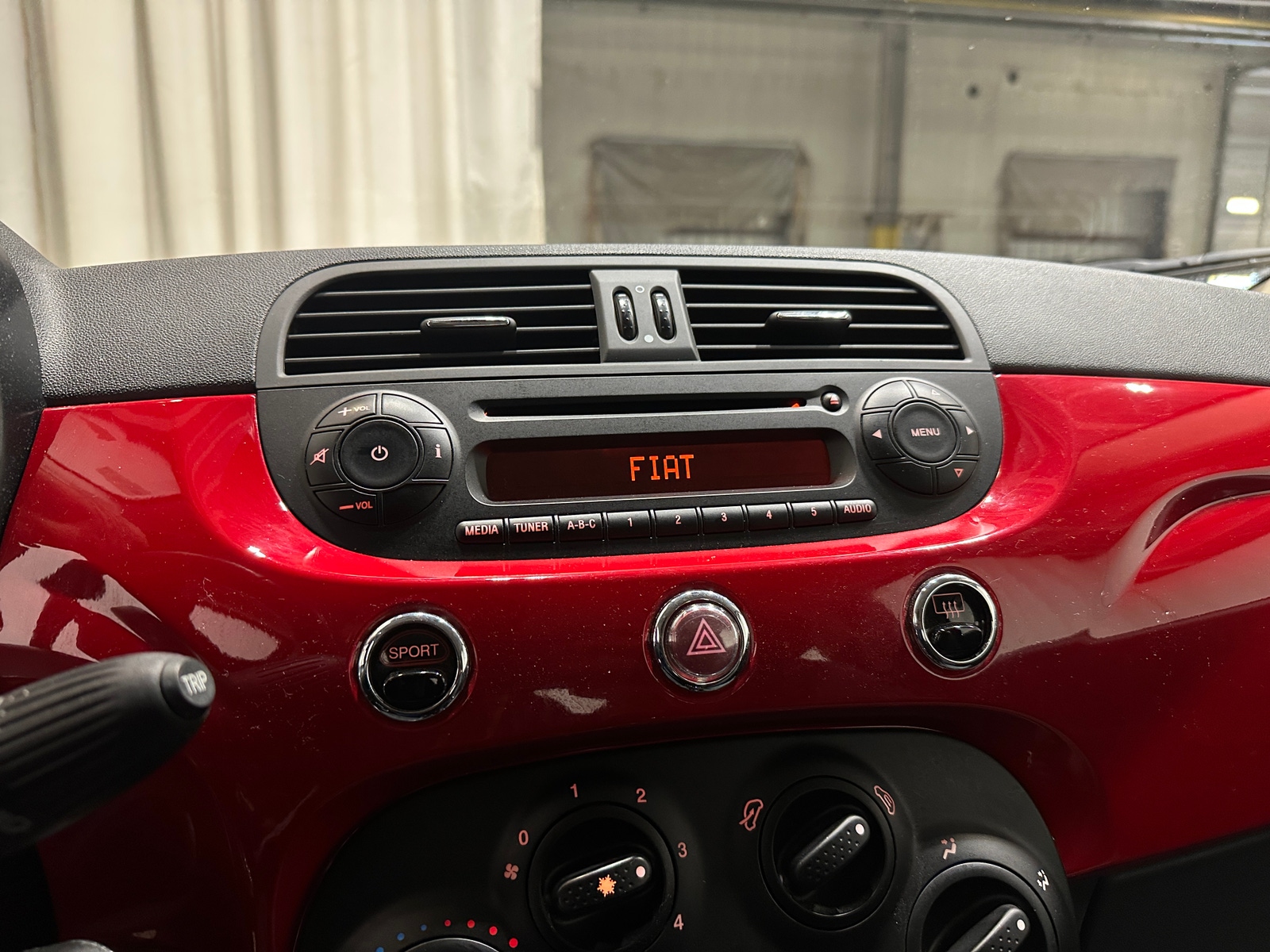 Thumbnail: 2015 Fiat 500 - 4