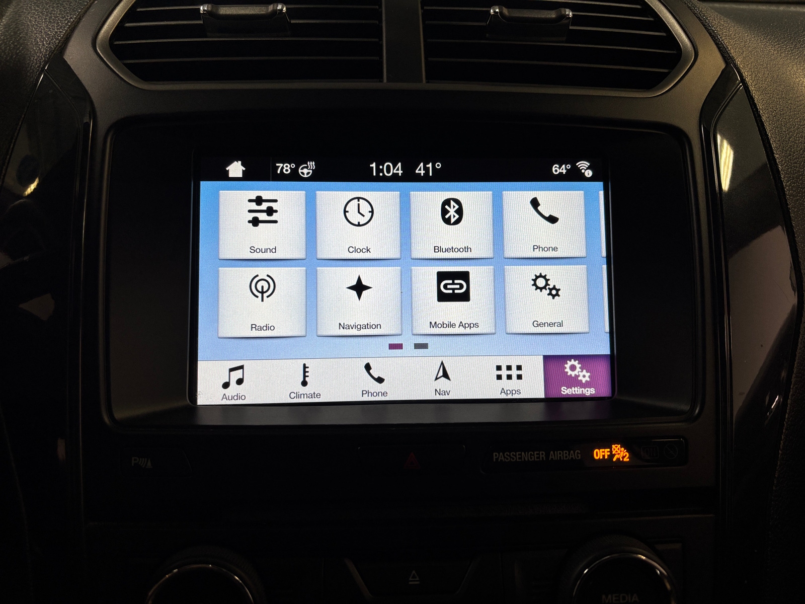 Thumbnail: 2018 Ford Explorer - 3