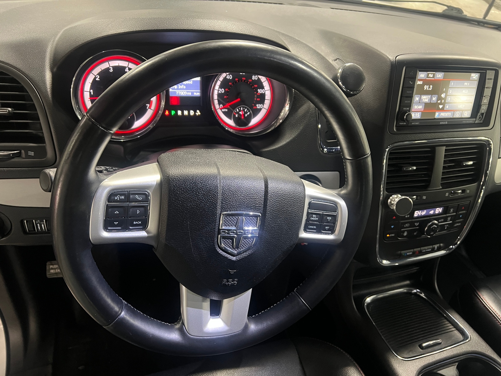 Thumbnail: 2019 Dodge Grand Caravan - 4