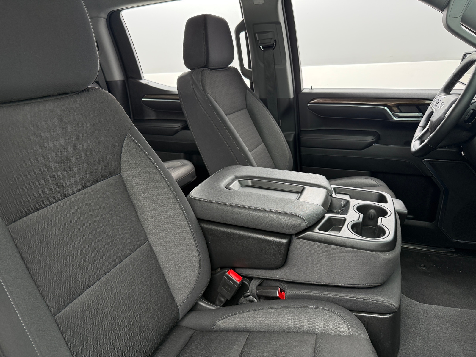 Thumbnail: 2025 Chevrolet Silverado 1500 - 2