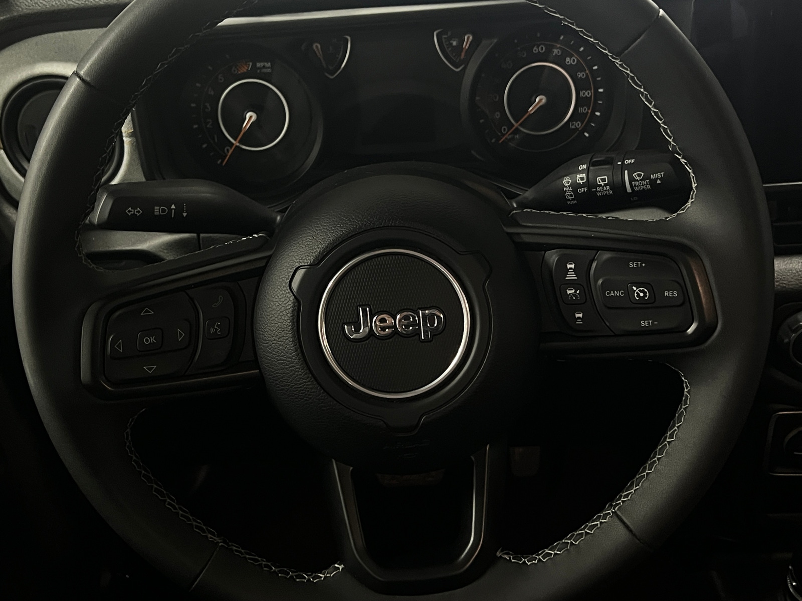 Thumbnail: 2025 Jeep Wrangler - 5