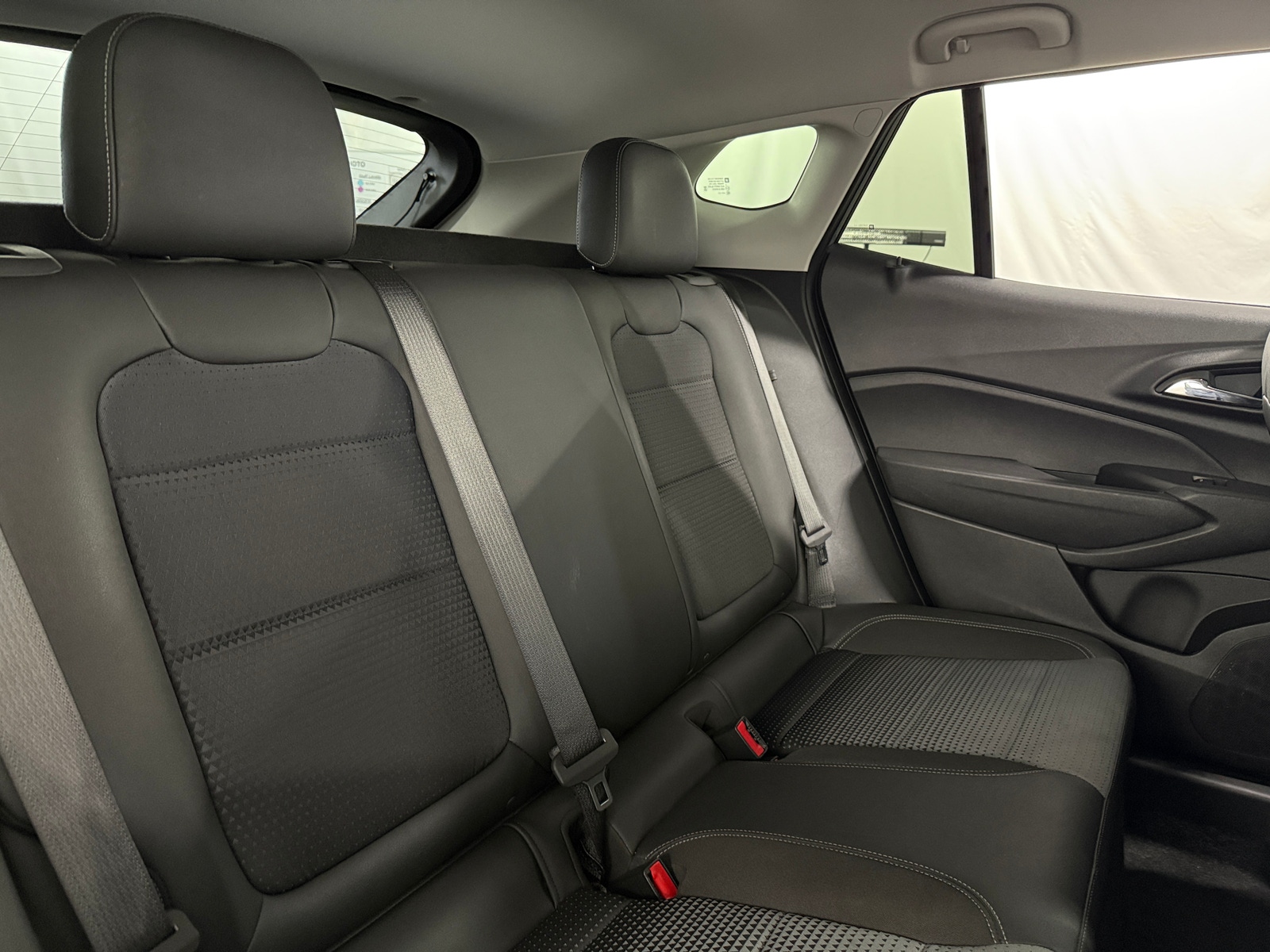 Thumbnail: 2025 Chevrolet Trax - 6