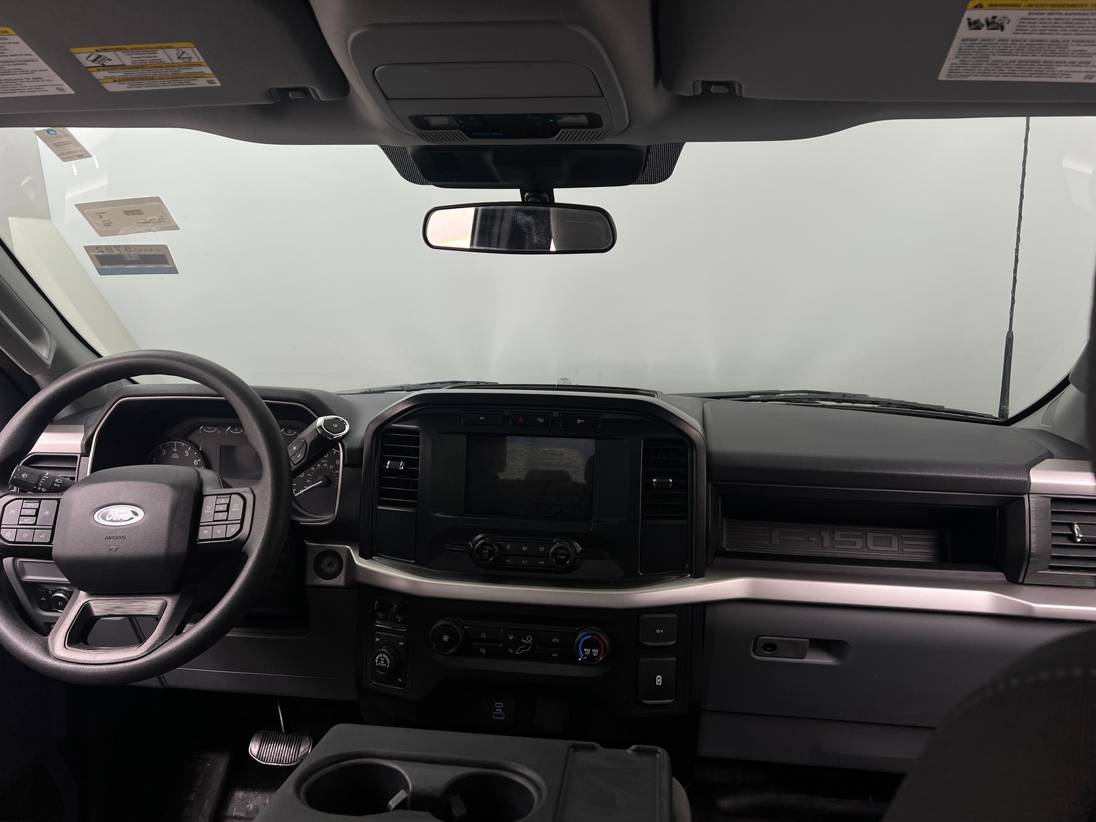 Thumbnail: 2022 Ford Econoline - 3