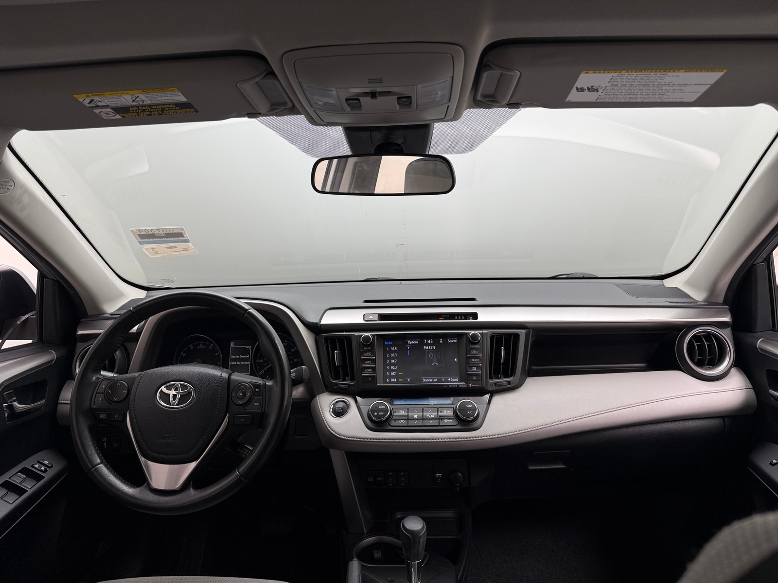 Thumbnail: 2018 Toyota RAV4 - 3