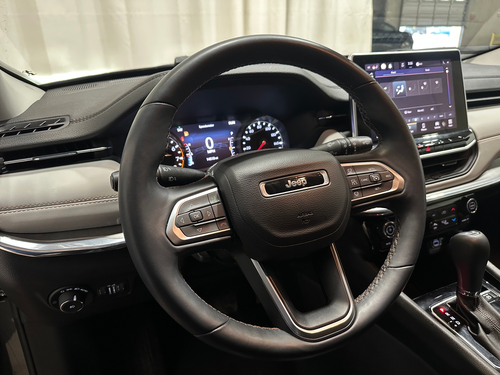 Thumbnail: 2022 Jeep Compass - 4