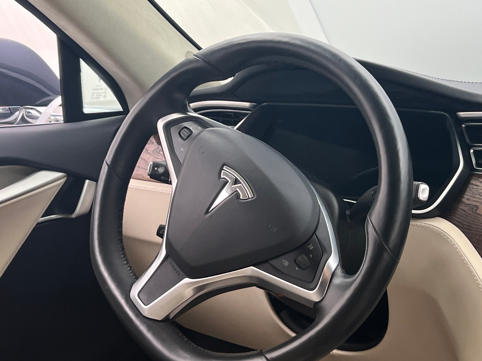 Thumbnail: 2017 Tesla Model S - 4