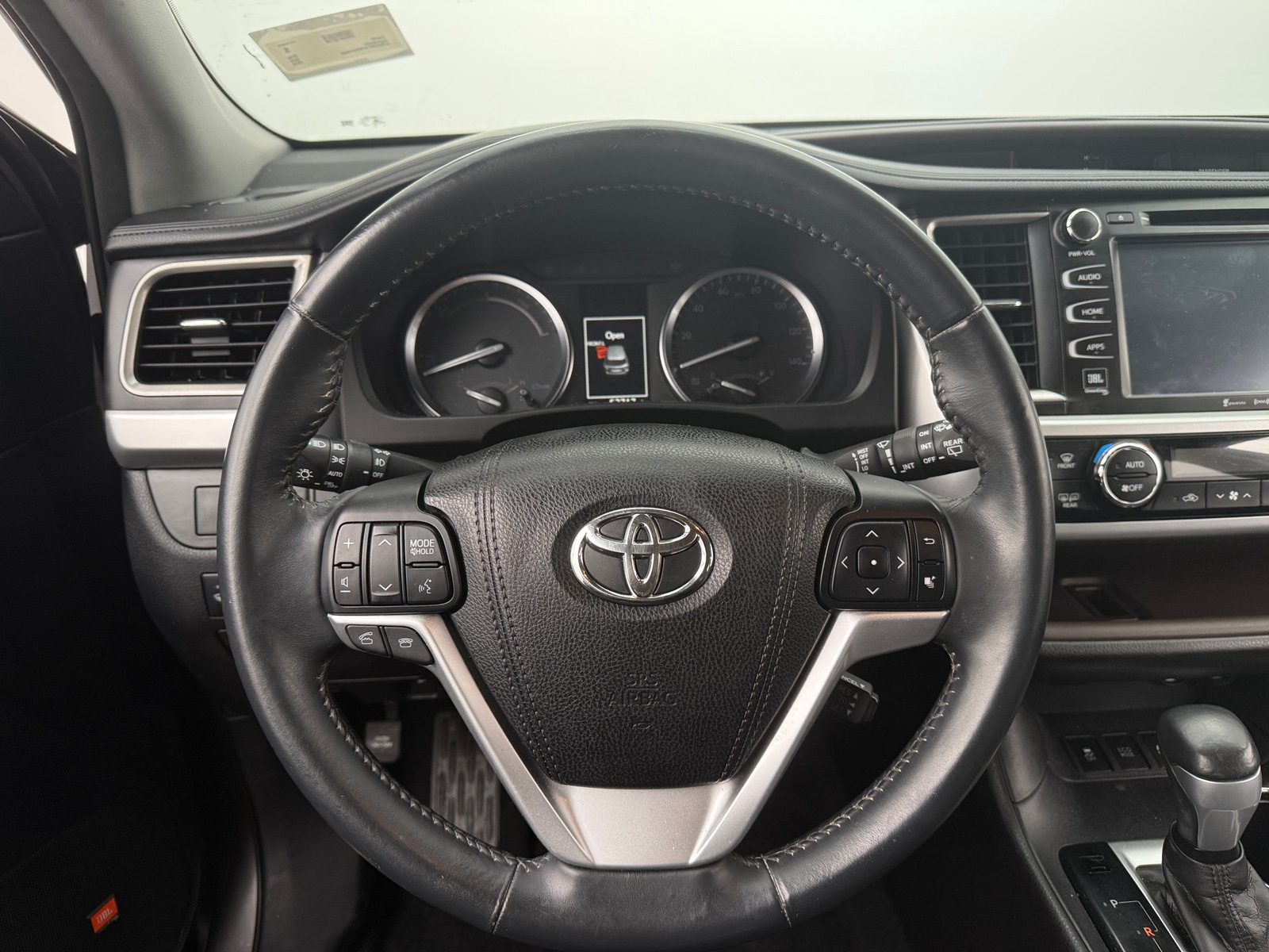 Thumbnail: 2016 Toyota Highlander - 4