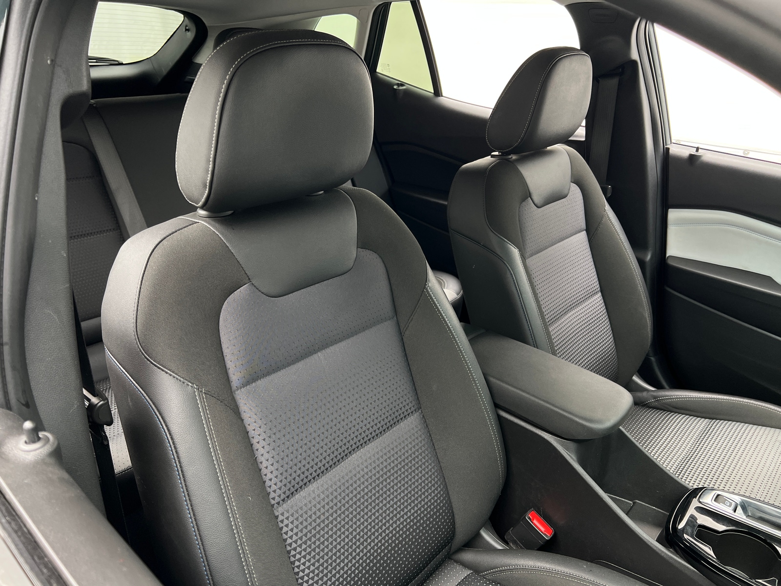 Thumbnail: 2025 Chevrolet Trax - 2