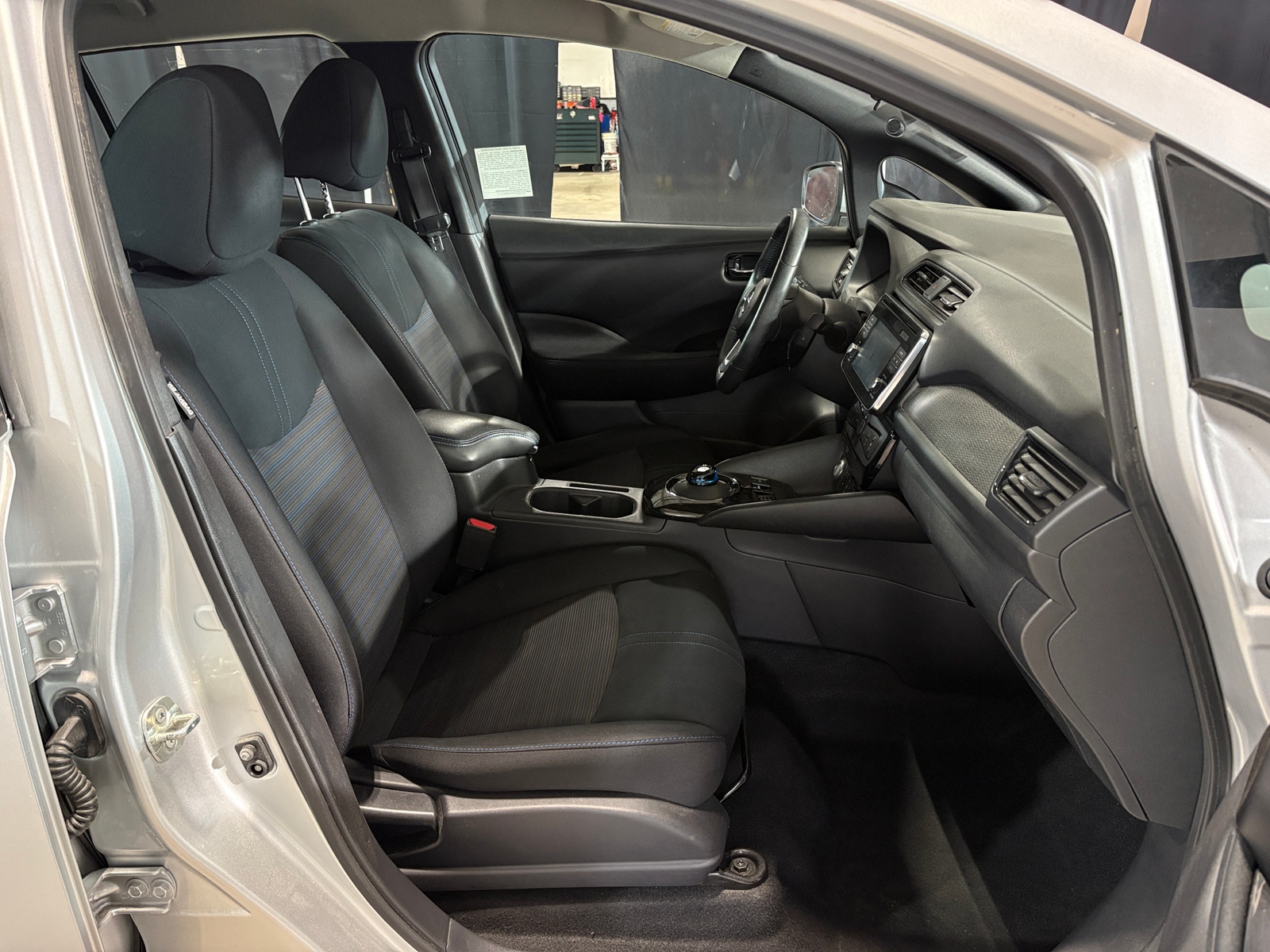 Thumbnail: 2019 Nissan Leaf - 2