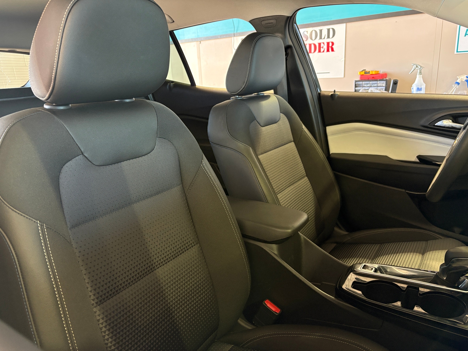 Thumbnail: 2025 Chevrolet Trax - 2