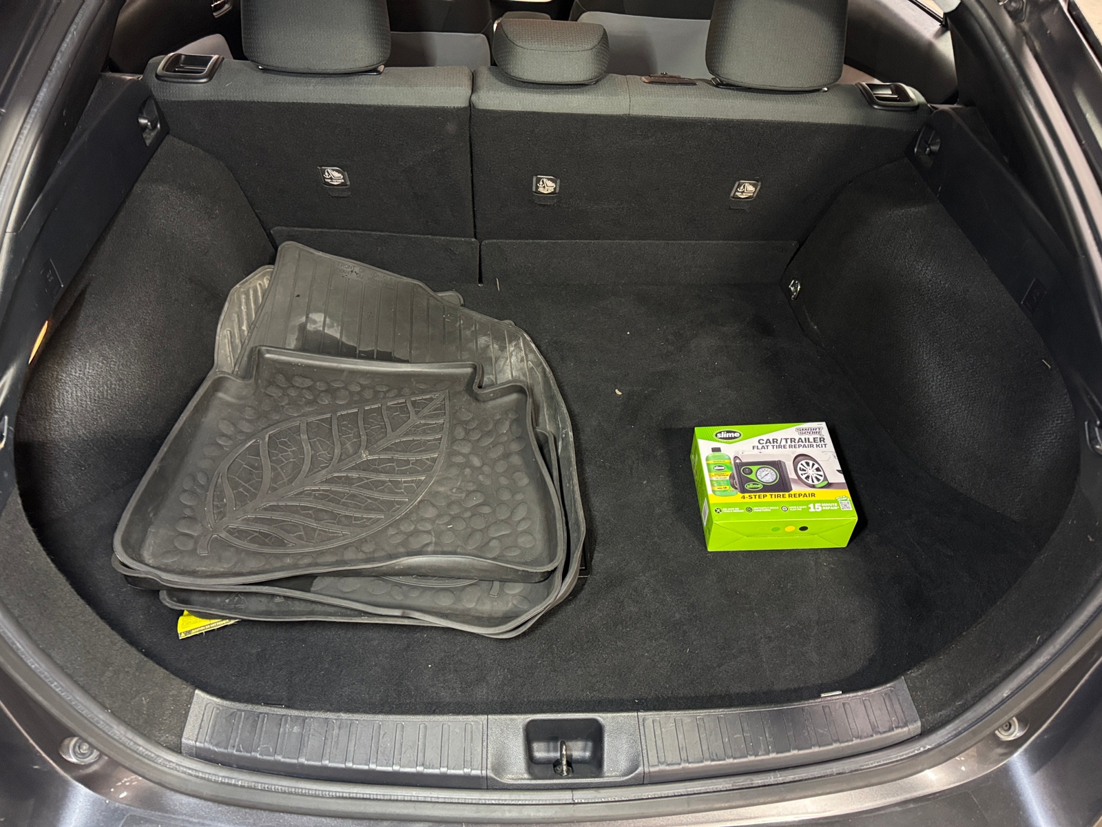 Thumbnail: 2016 Toyota Prius - 7