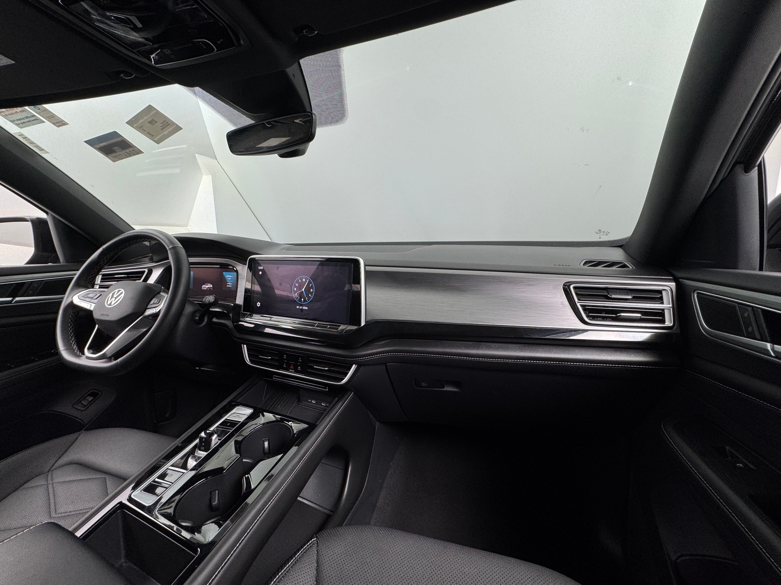 Thumbnail: 2025 Volkswagen Atlas - 2