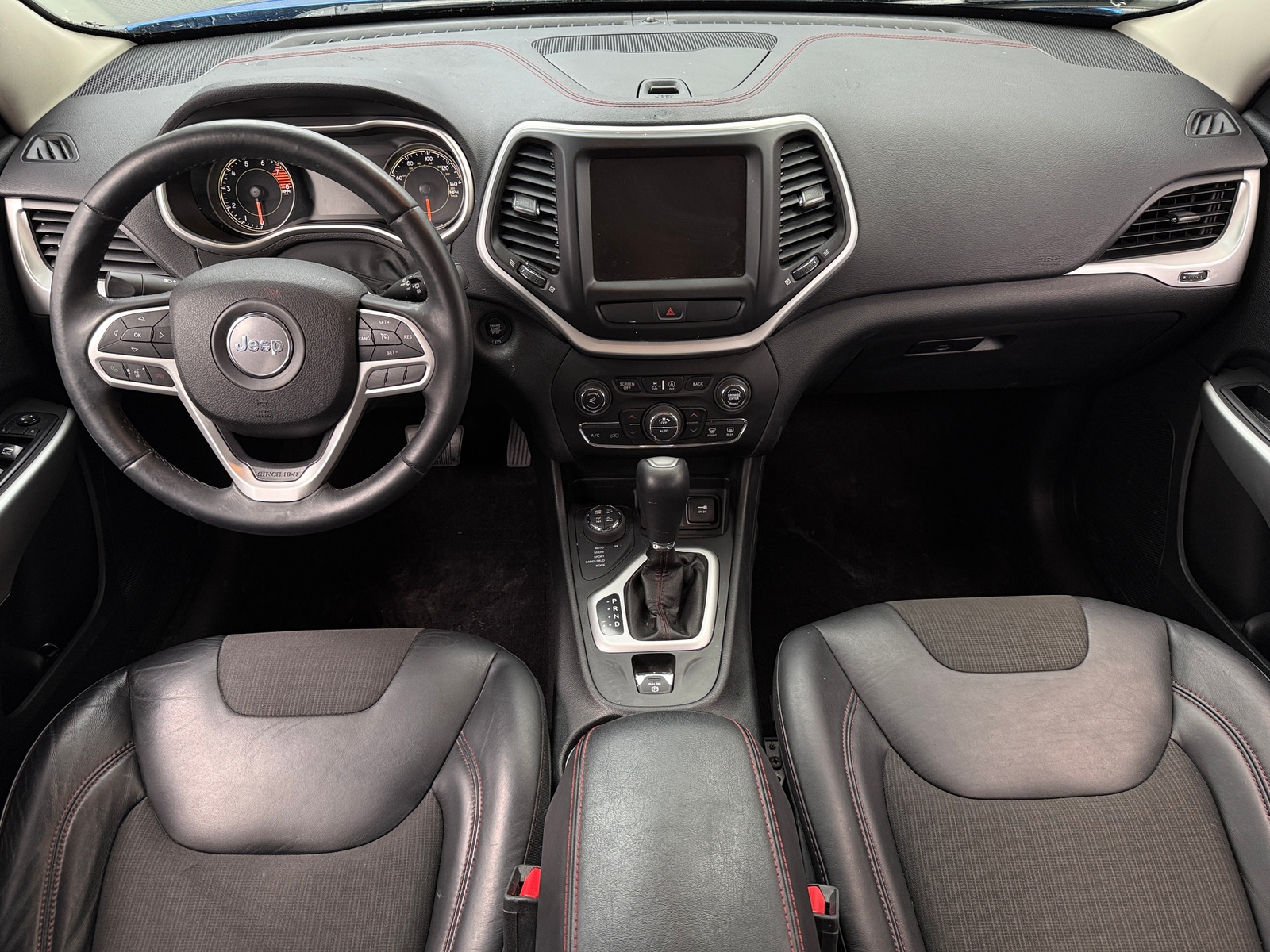 Thumbnail: 2017 Jeep Cherokee - 3