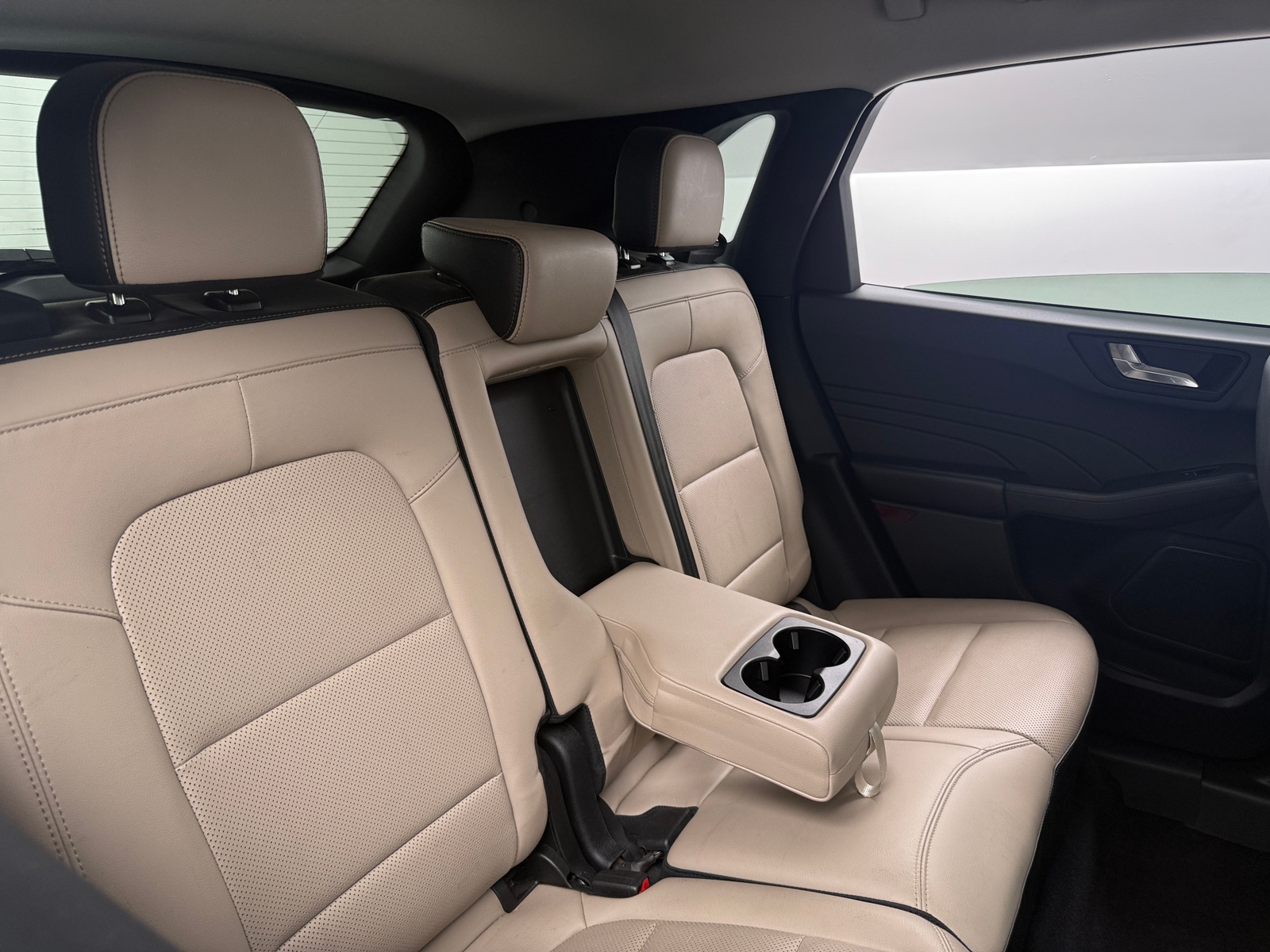 Thumbnail: 2021 Ford Escape - 5