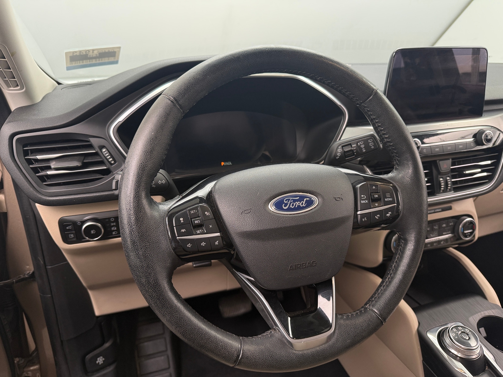 Thumbnail: 2021 Ford Escape - 4