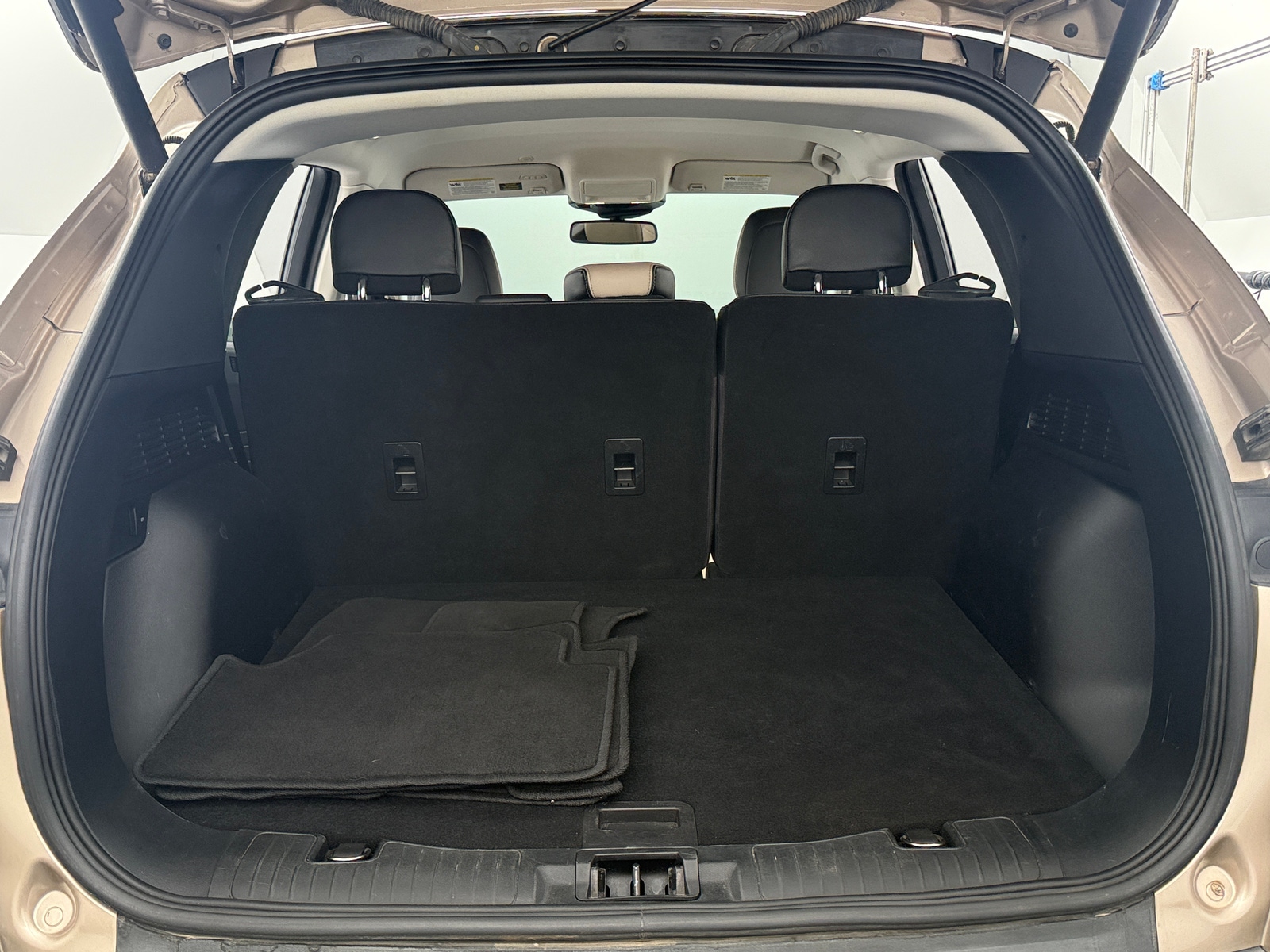 Thumbnail: 2021 Ford Escape - 6