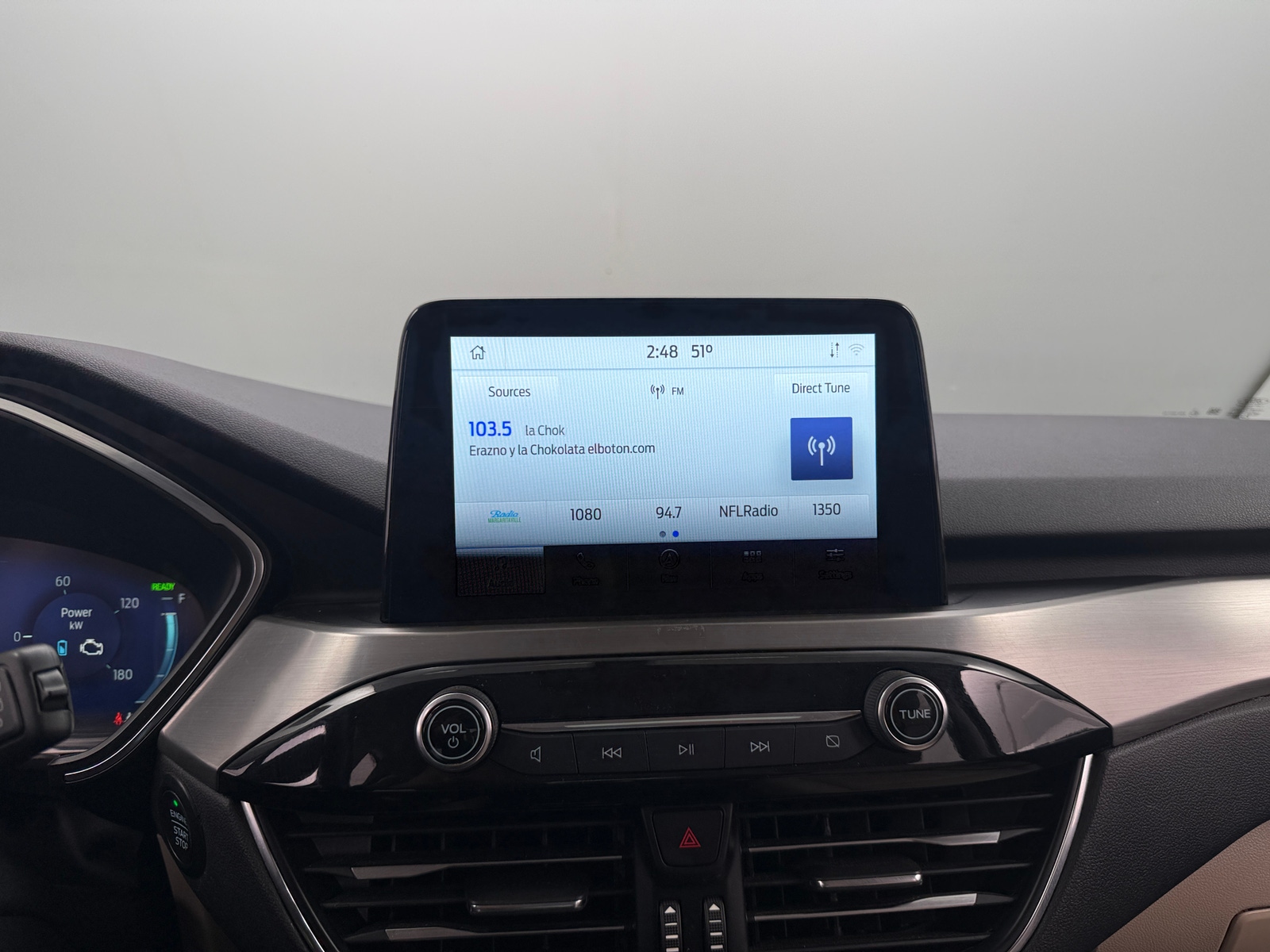 Thumbnail: 2021 Ford Escape - 3