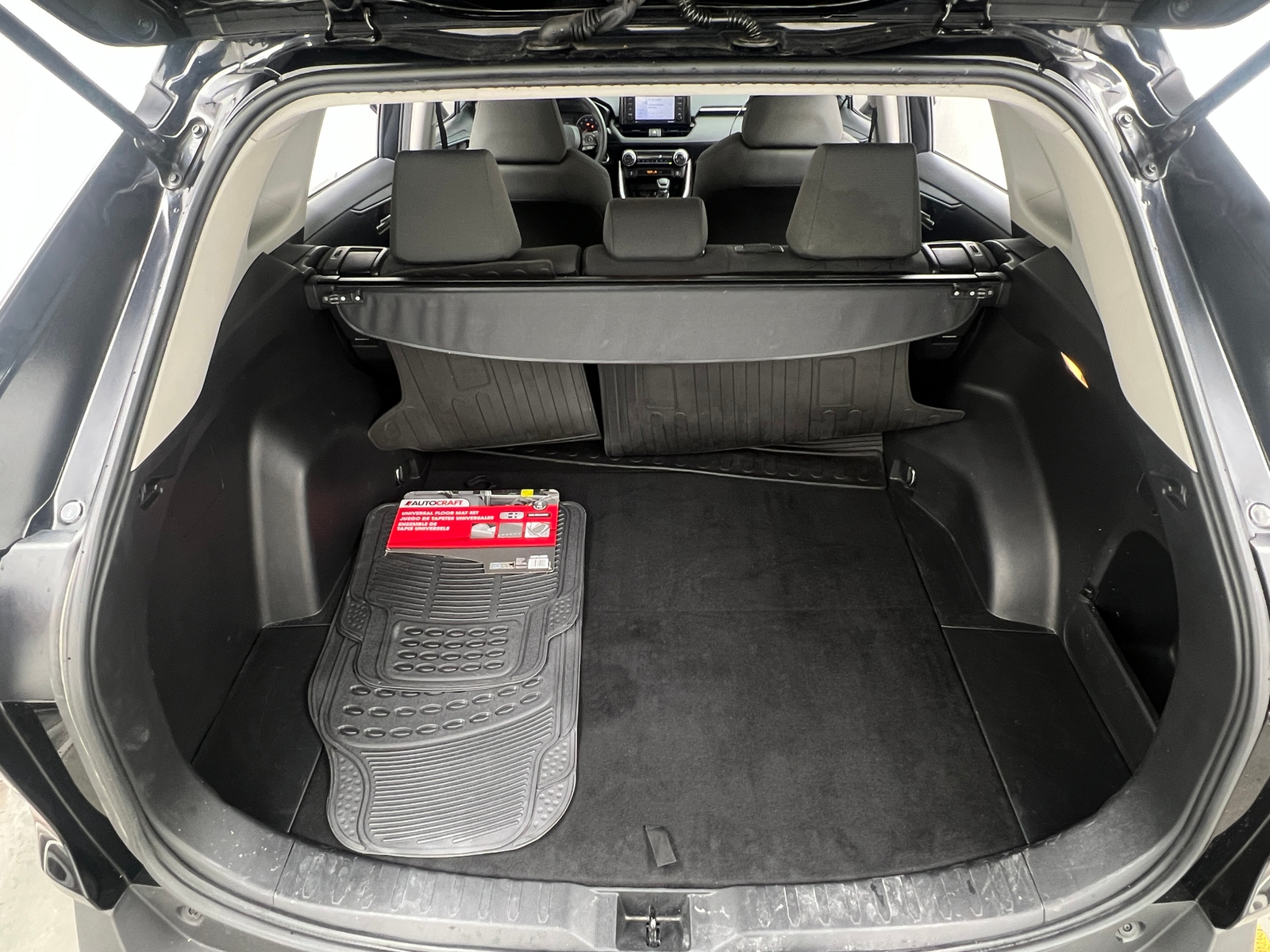 Thumbnail: 2020 Toyota RAV4 - 7