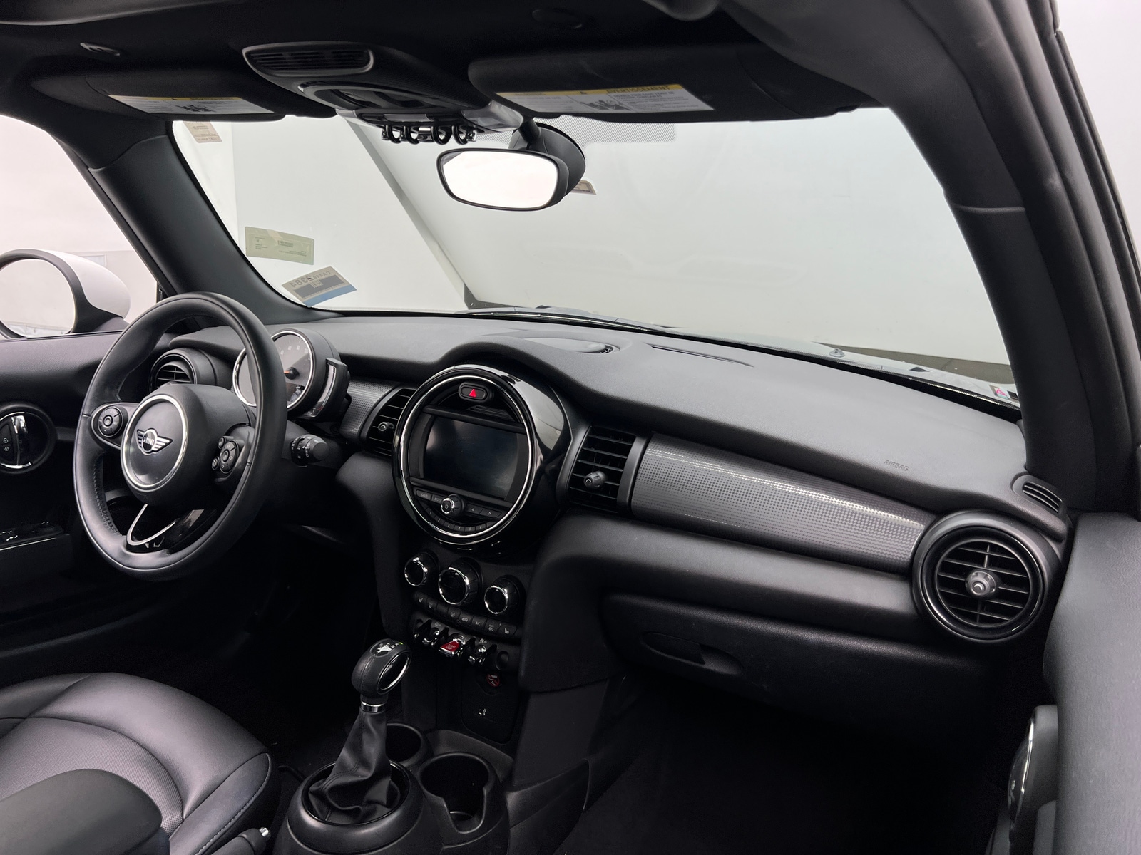 Thumbnail: 2019 MINI Cooper Hardtop - 2
