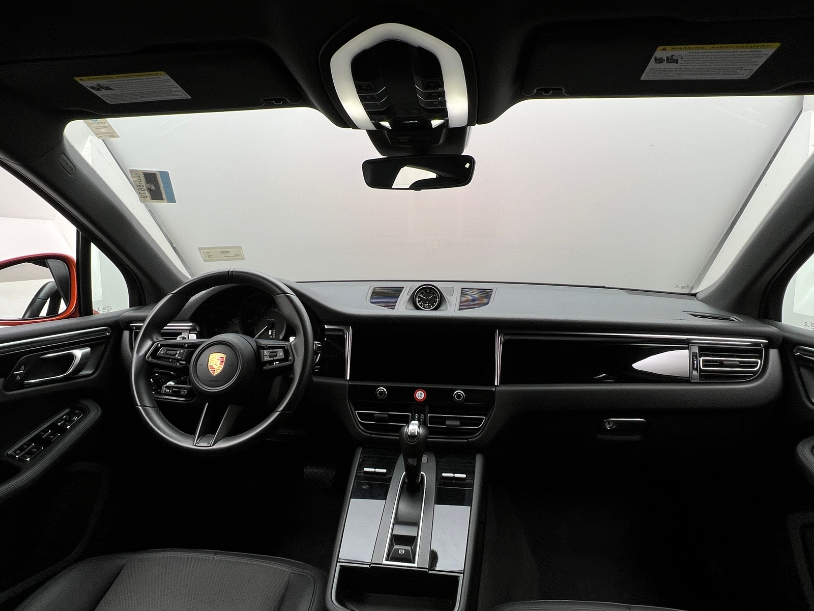 Thumbnail: 2023 Porsche Macan - 2