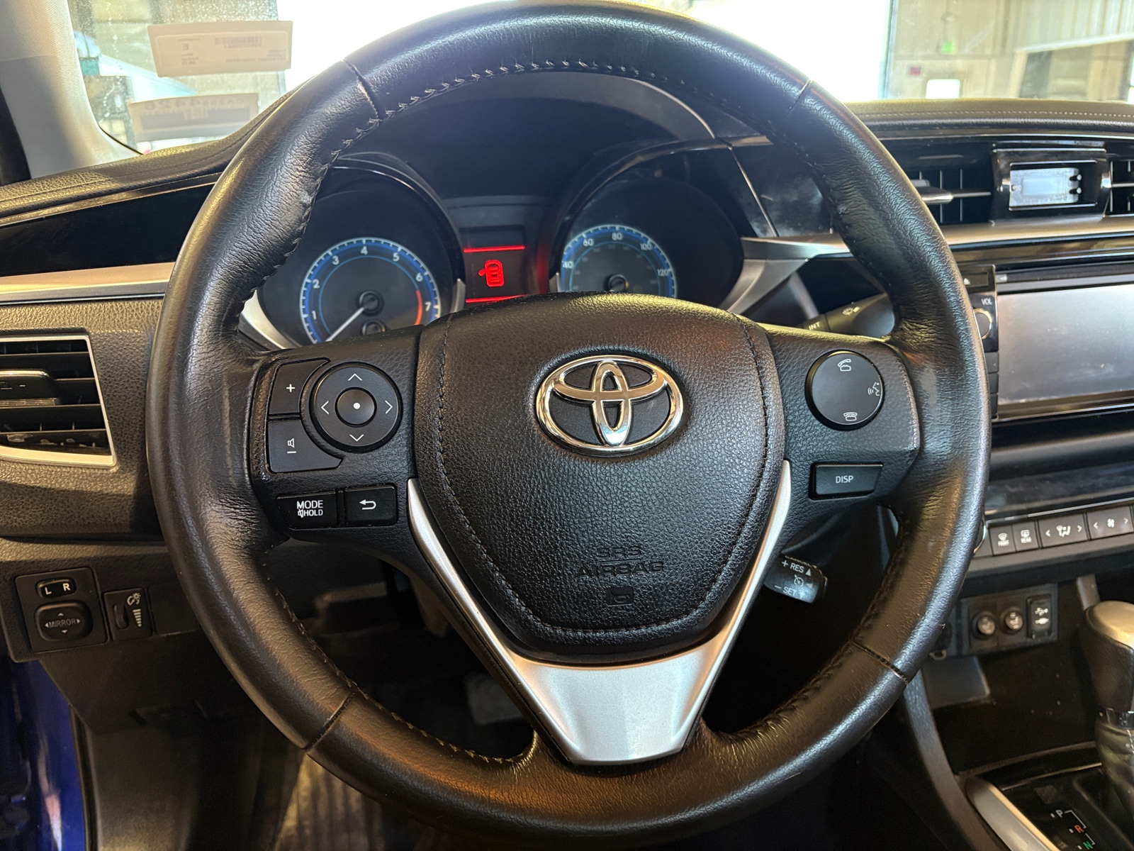 Thumbnail: 2015 Toyota Corolla - 5