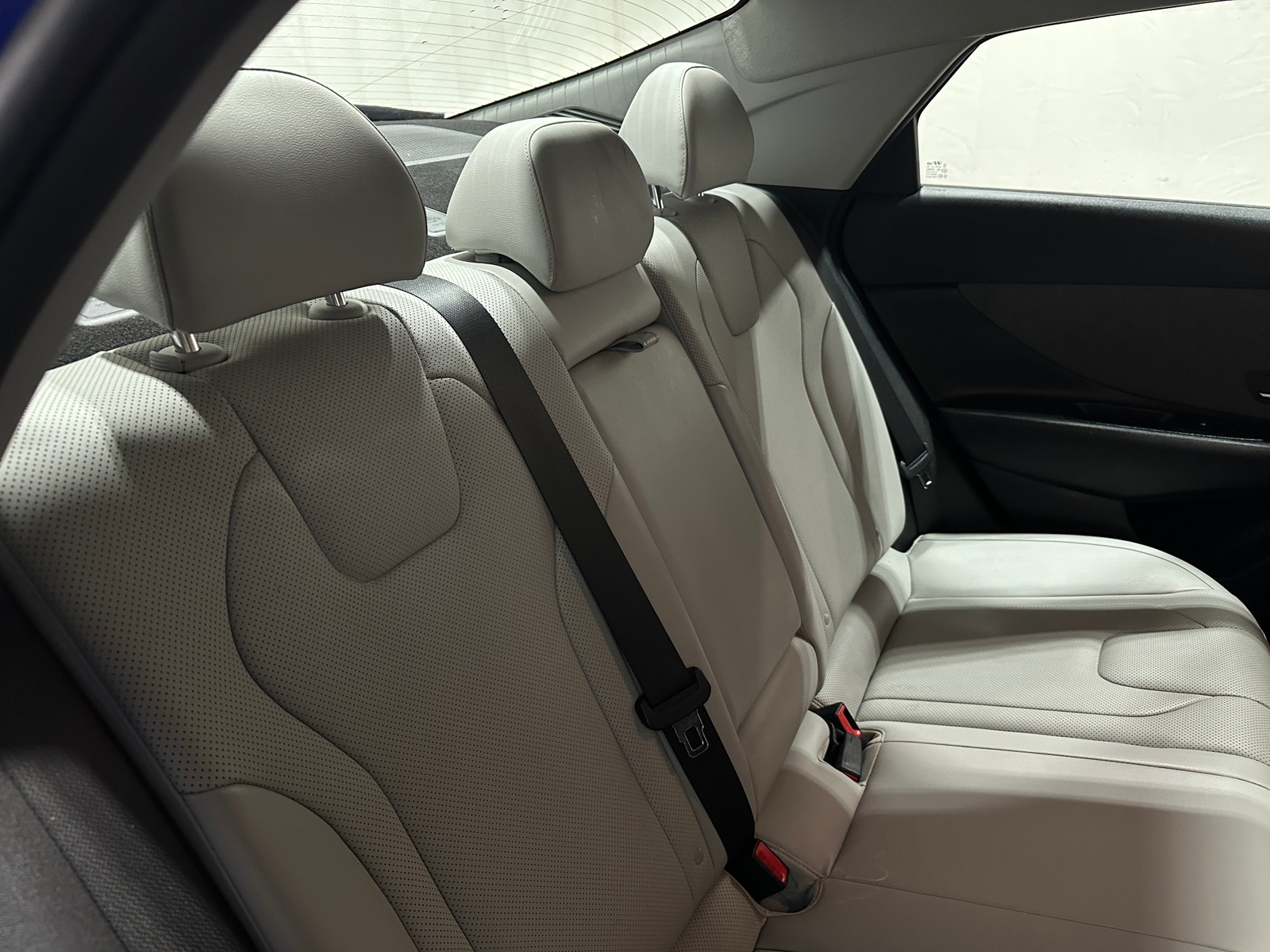 Thumbnail: 2022 Hyundai Elantra - 5