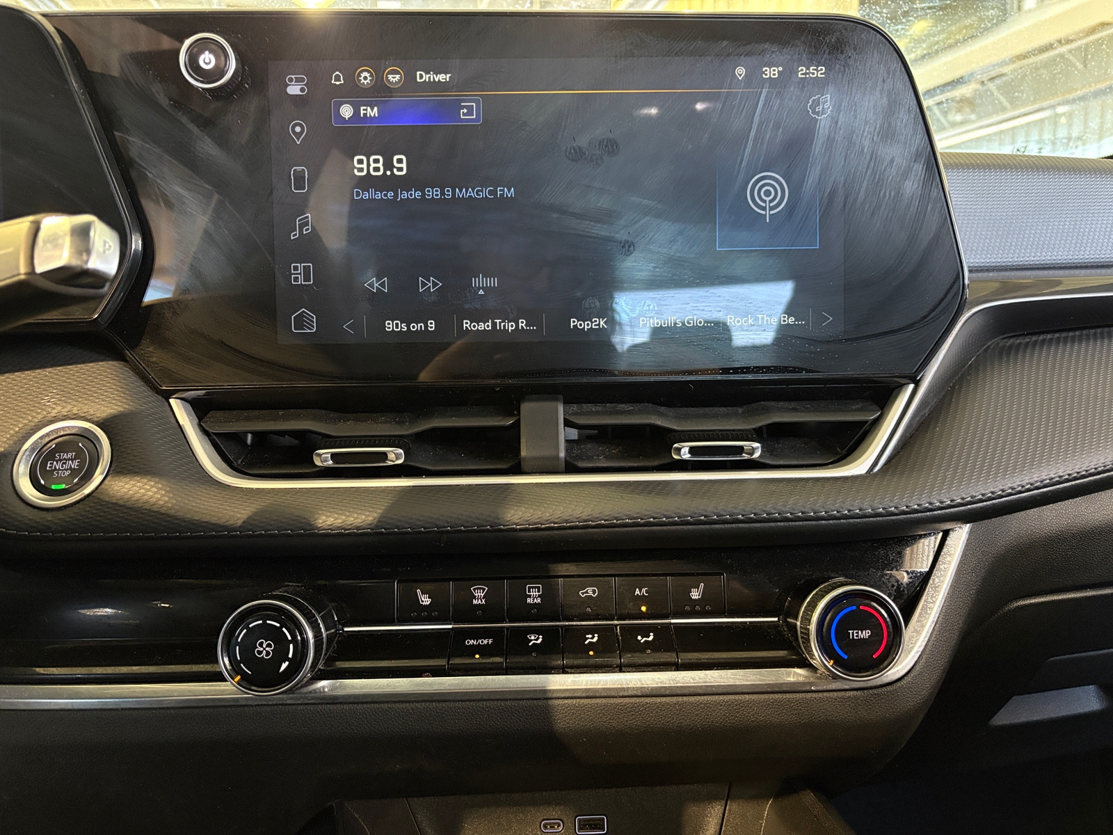 Thumbnail: 2025 Chevrolet Equinox - 4