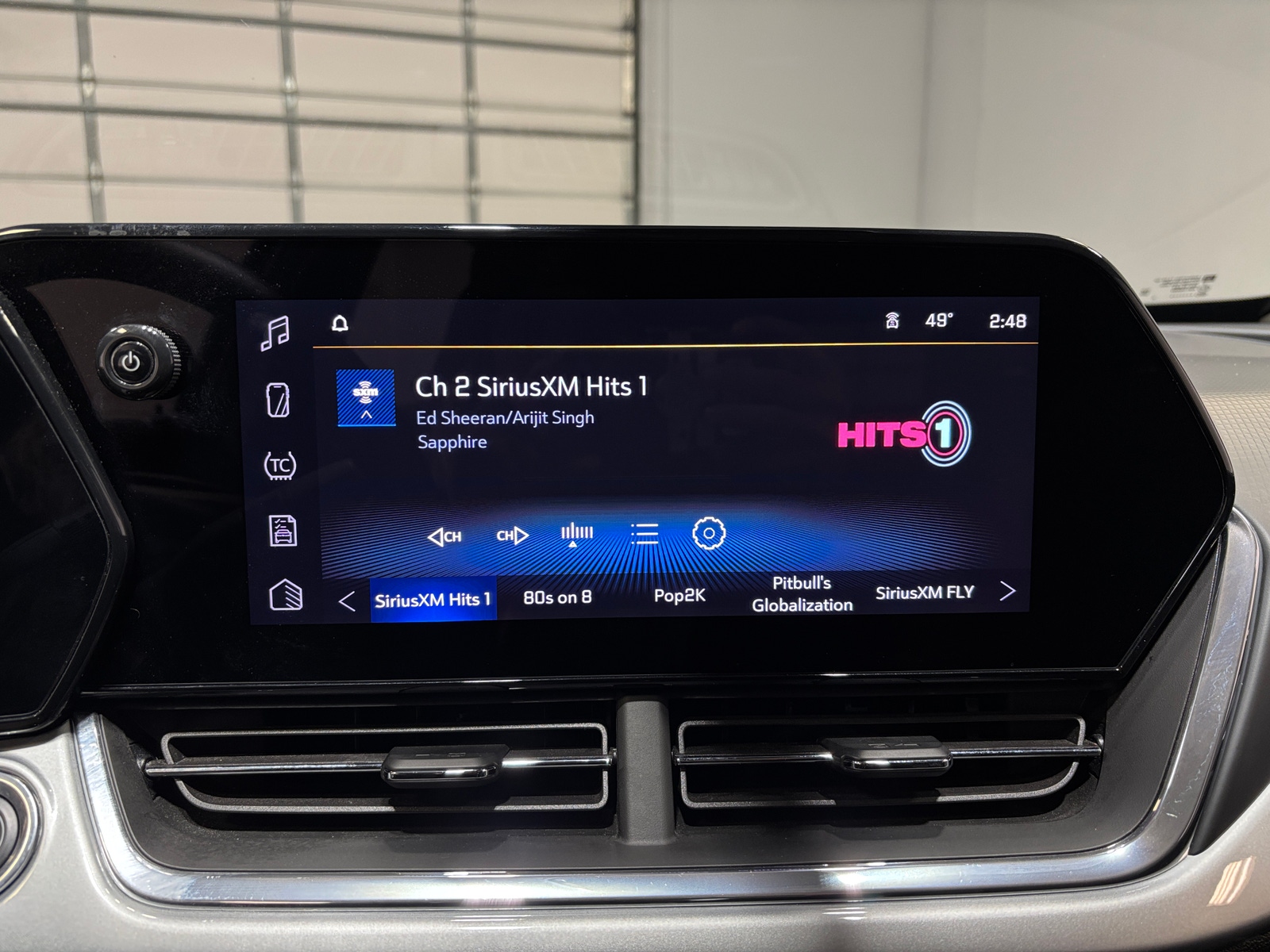 Thumbnail: 2025 Chevrolet Trax - 4