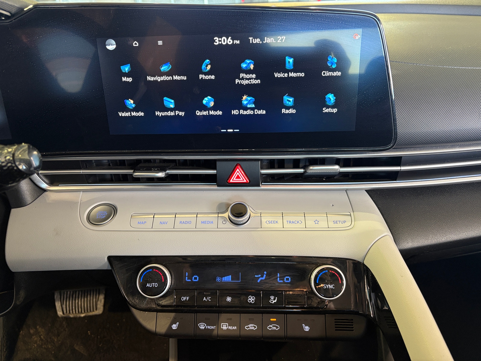 Thumbnail: 2025 Hyundai Elantra - 3