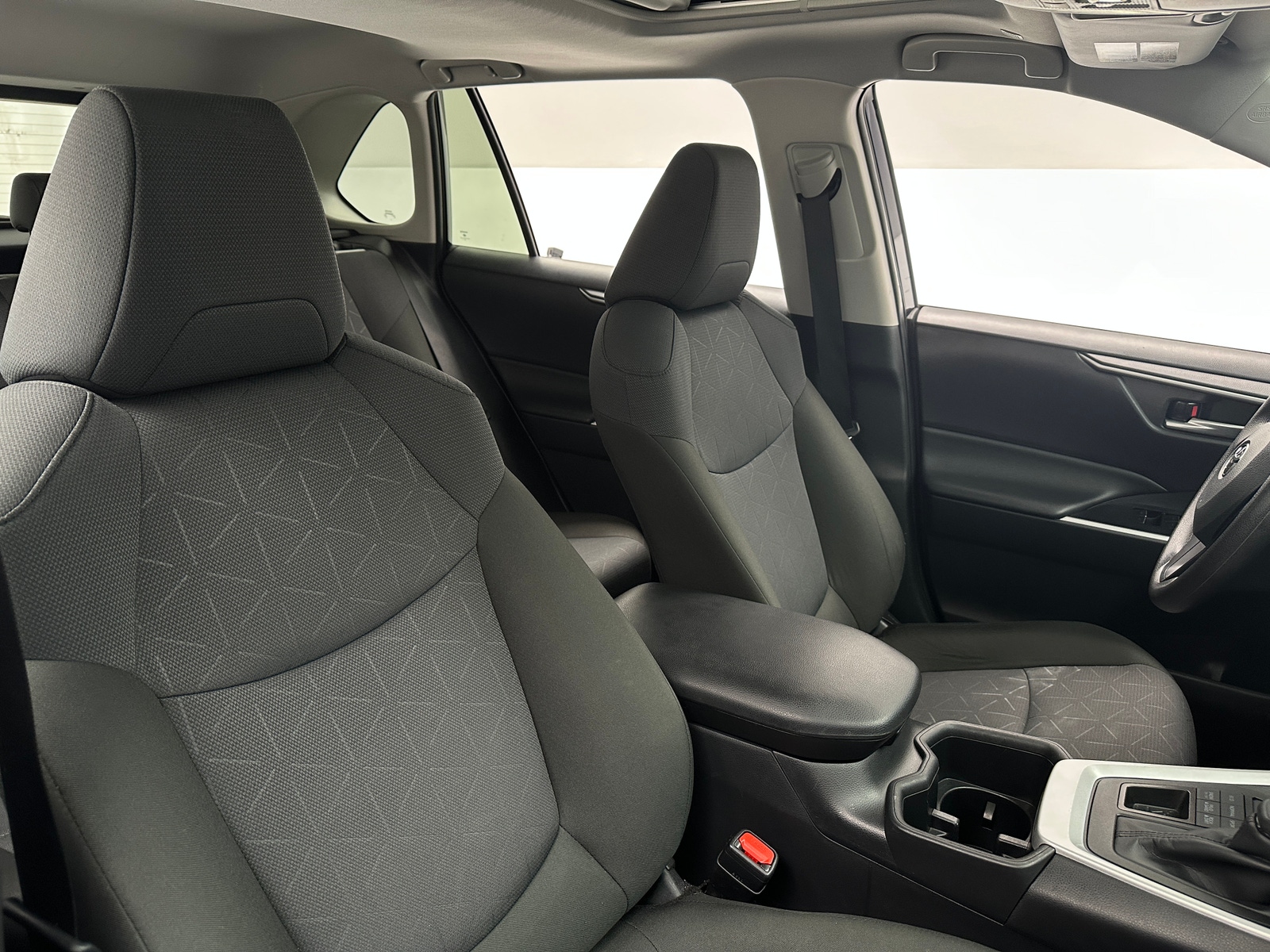 Thumbnail: 2025 Toyota RAV4 - 2