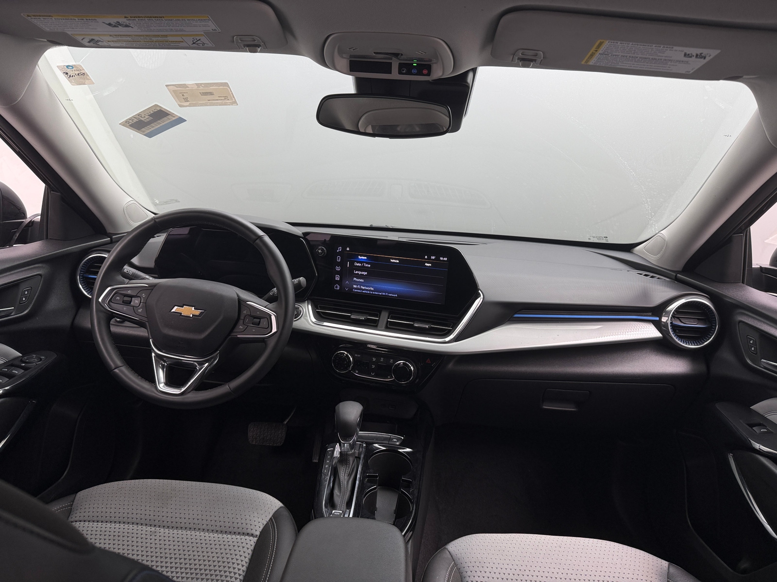 Thumbnail: 2025 Chevrolet Trax - 3