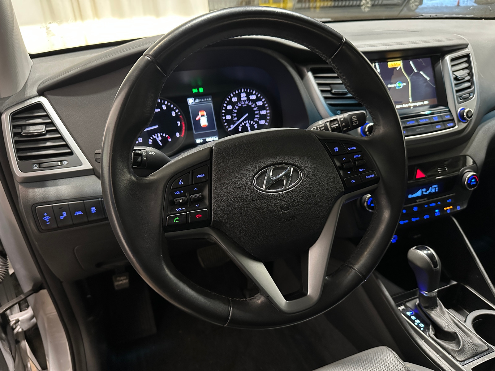 Thumbnail: 2016 Hyundai Tucson - 4