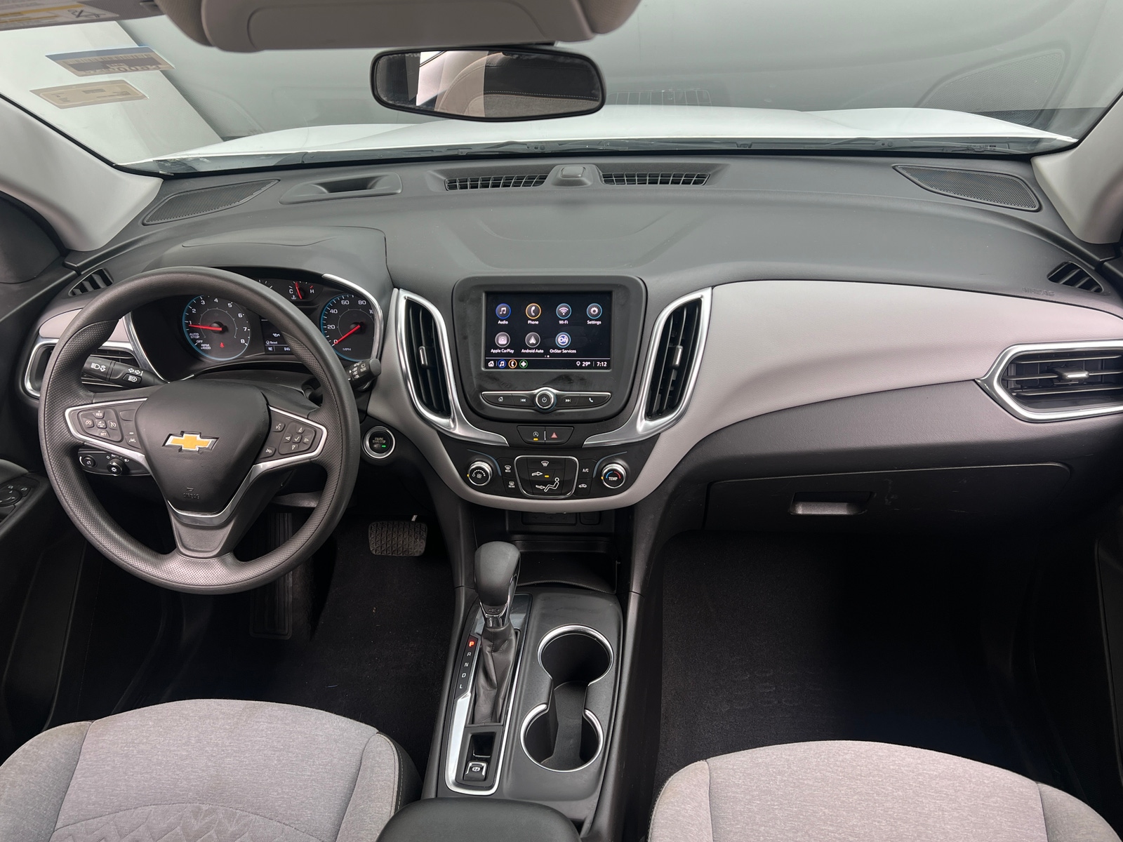 Thumbnail: 2022 Chevrolet Equinox - 3