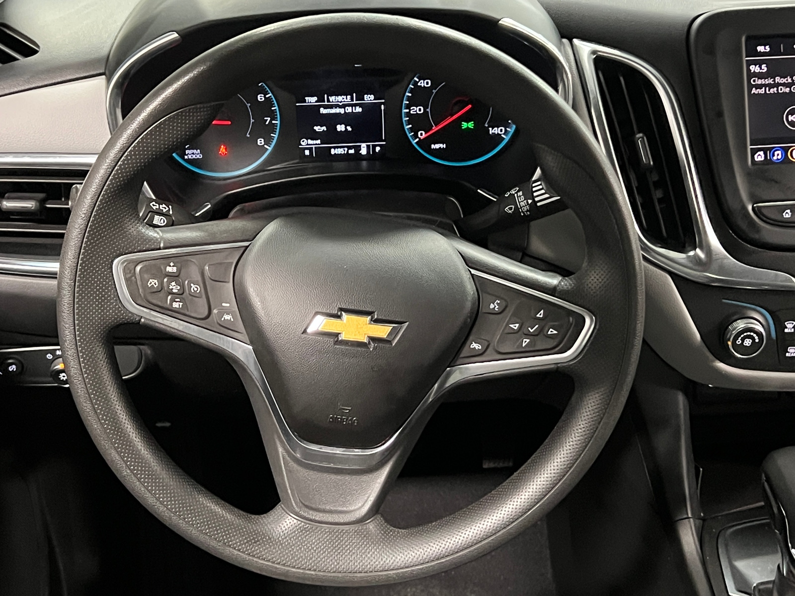 Thumbnail: 2022 Chevrolet Equinox - 5